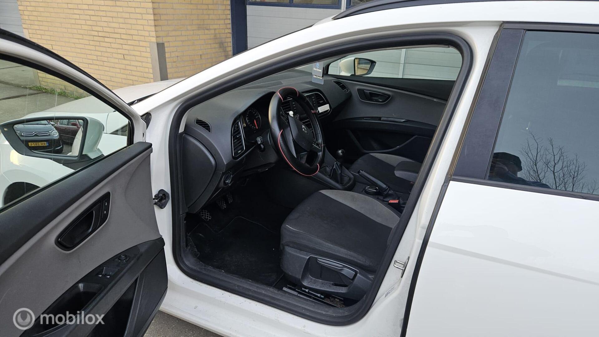 Foto van Seat Leon ST