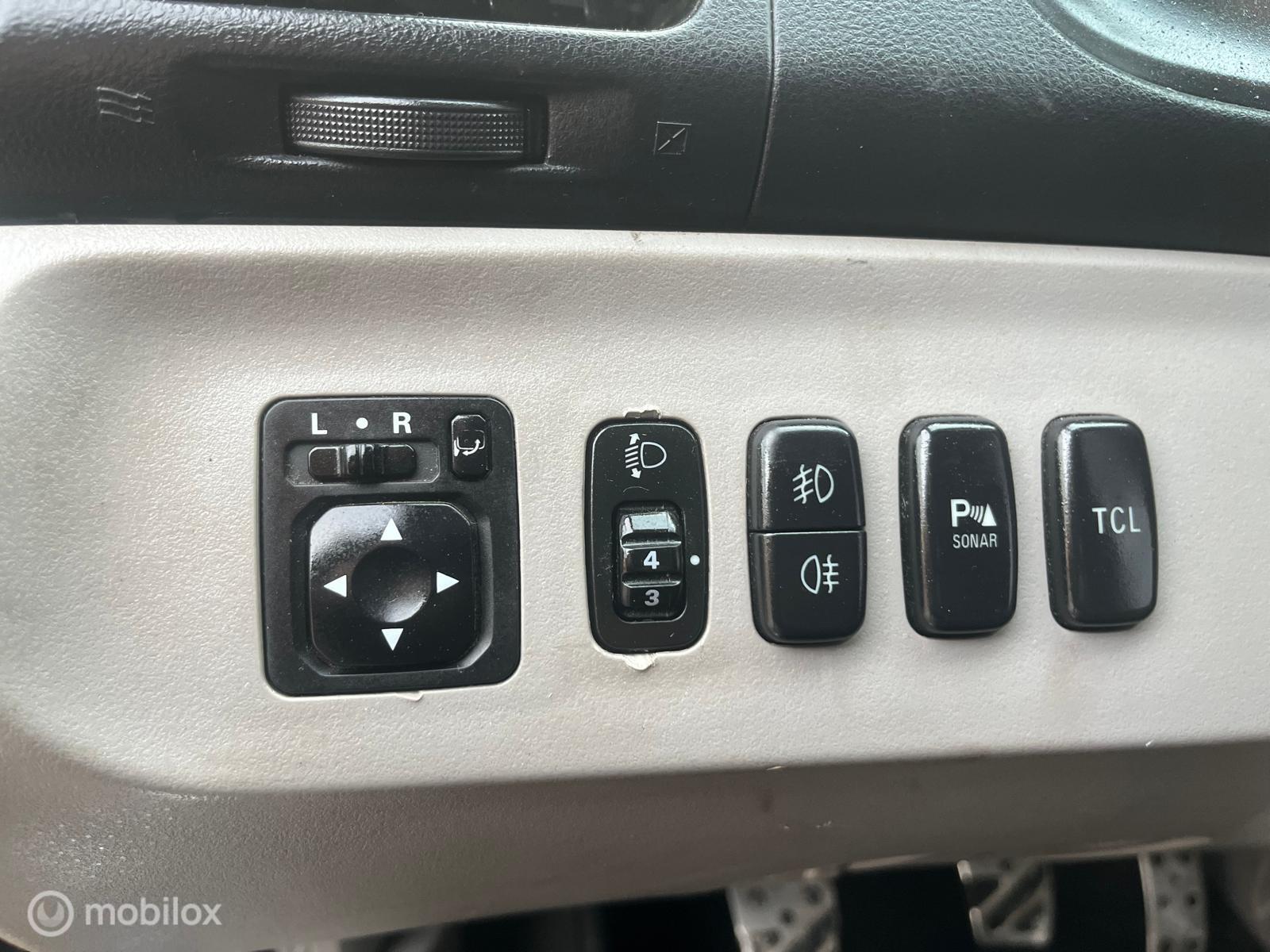 Foto van Mitsubishi Mitsubishi Grandis