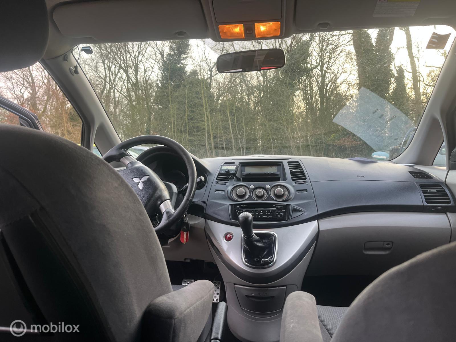Foto van Mitsubishi Mitsubishi Grandis