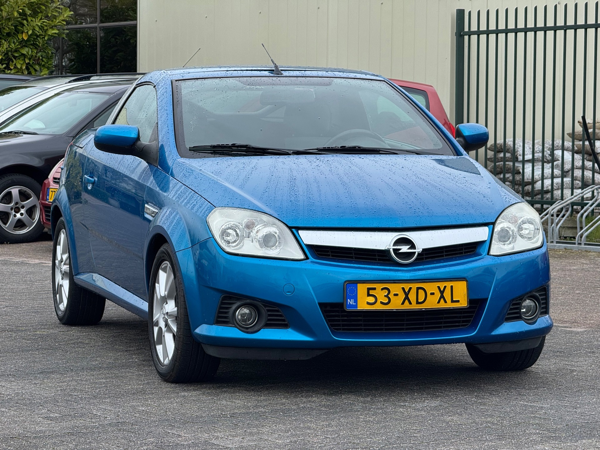Foto van Opel Tigra Twintop