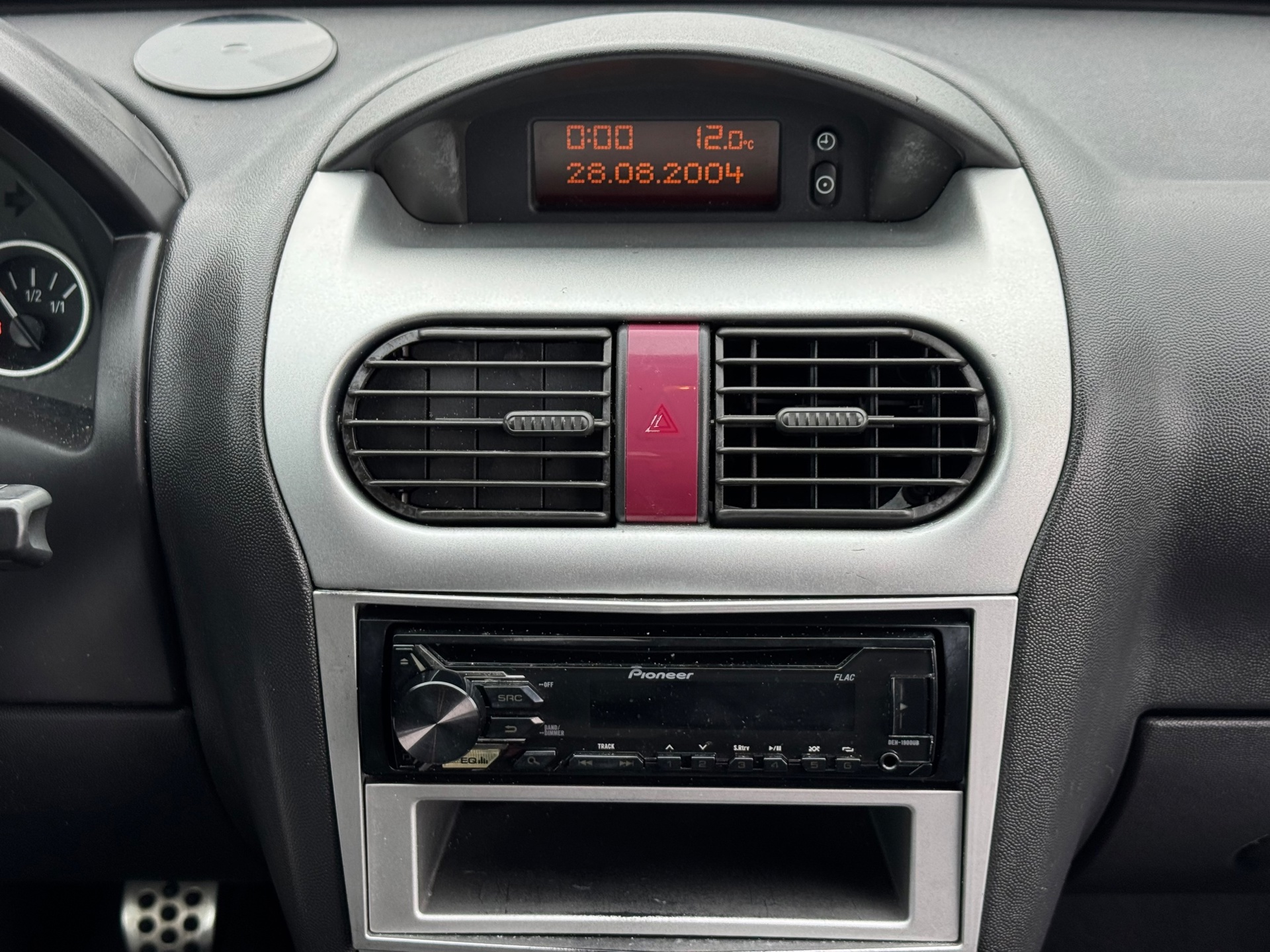 Foto van Opel Tigra Twintop