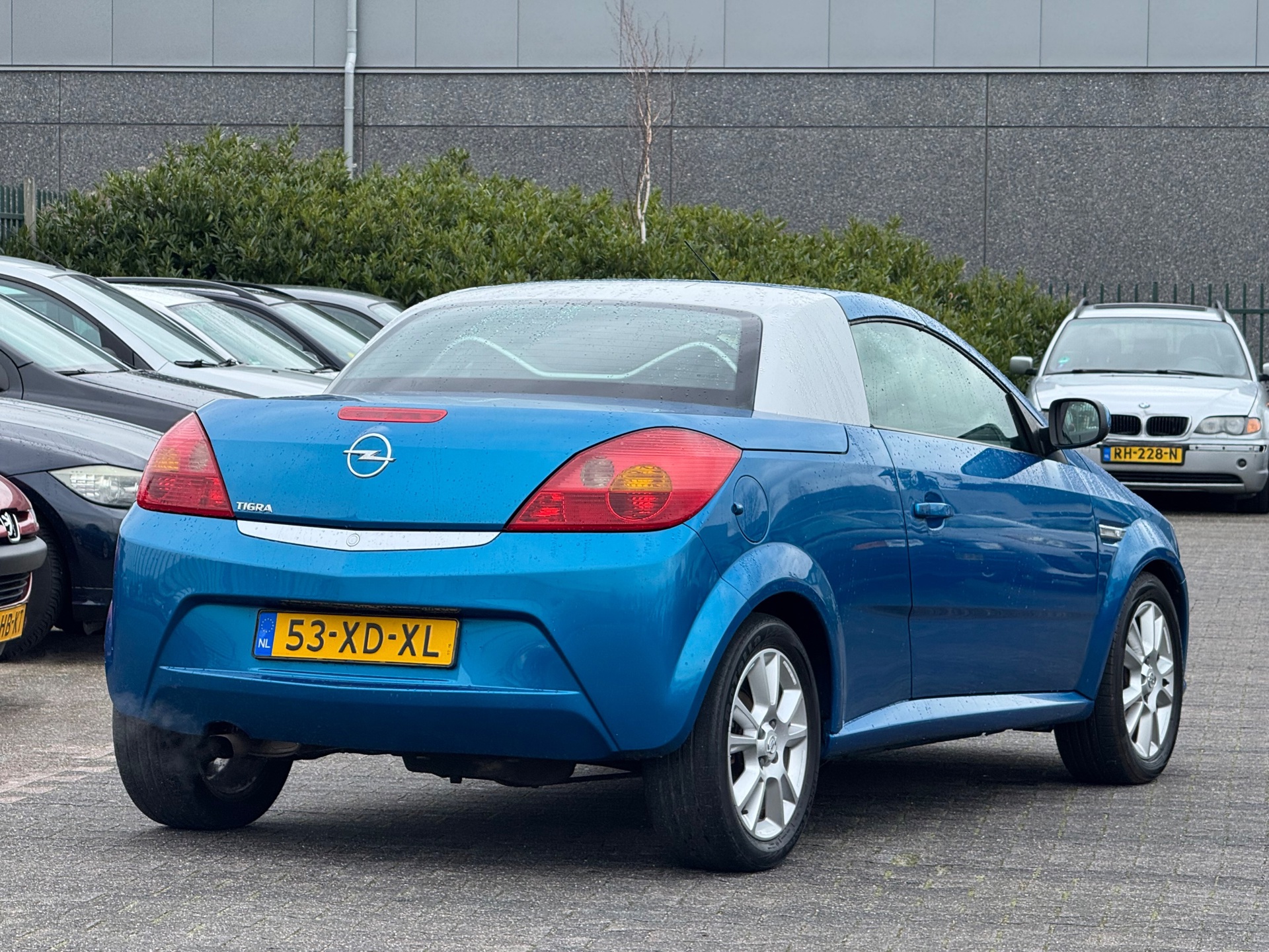 Foto van Opel Tigra Twintop
