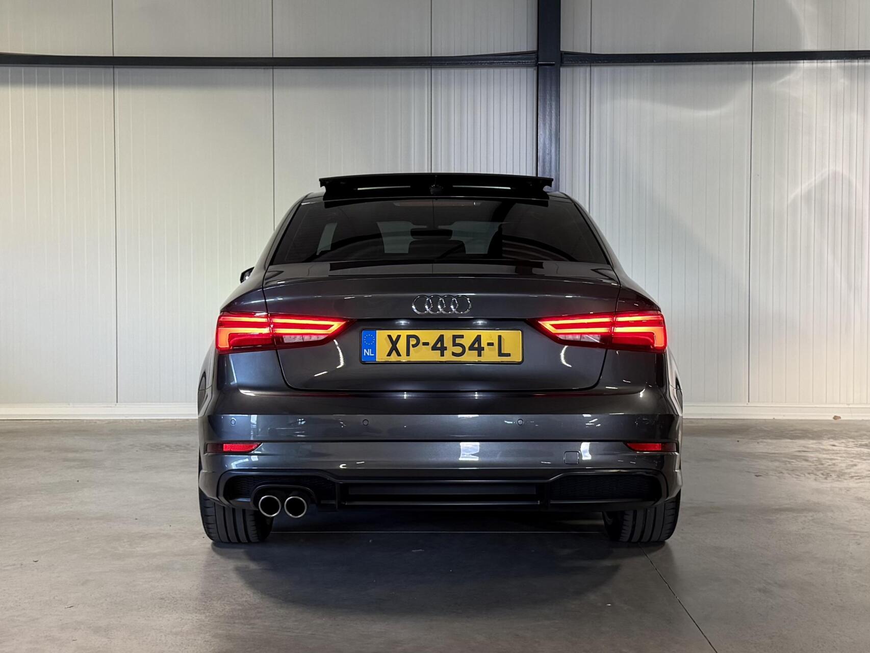 Foto van Audi A3 Limousine