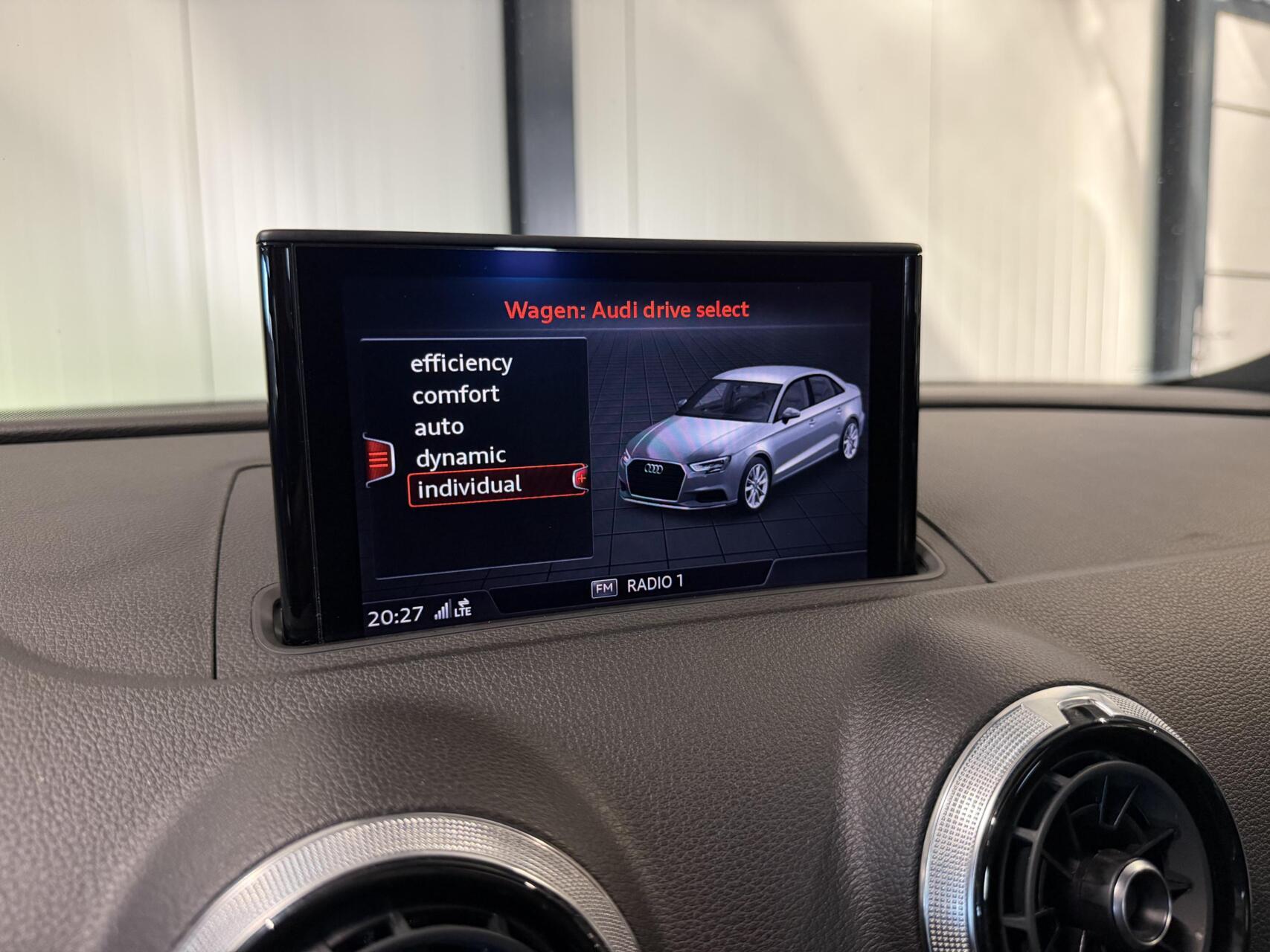 Foto van Audi A3 Limousine