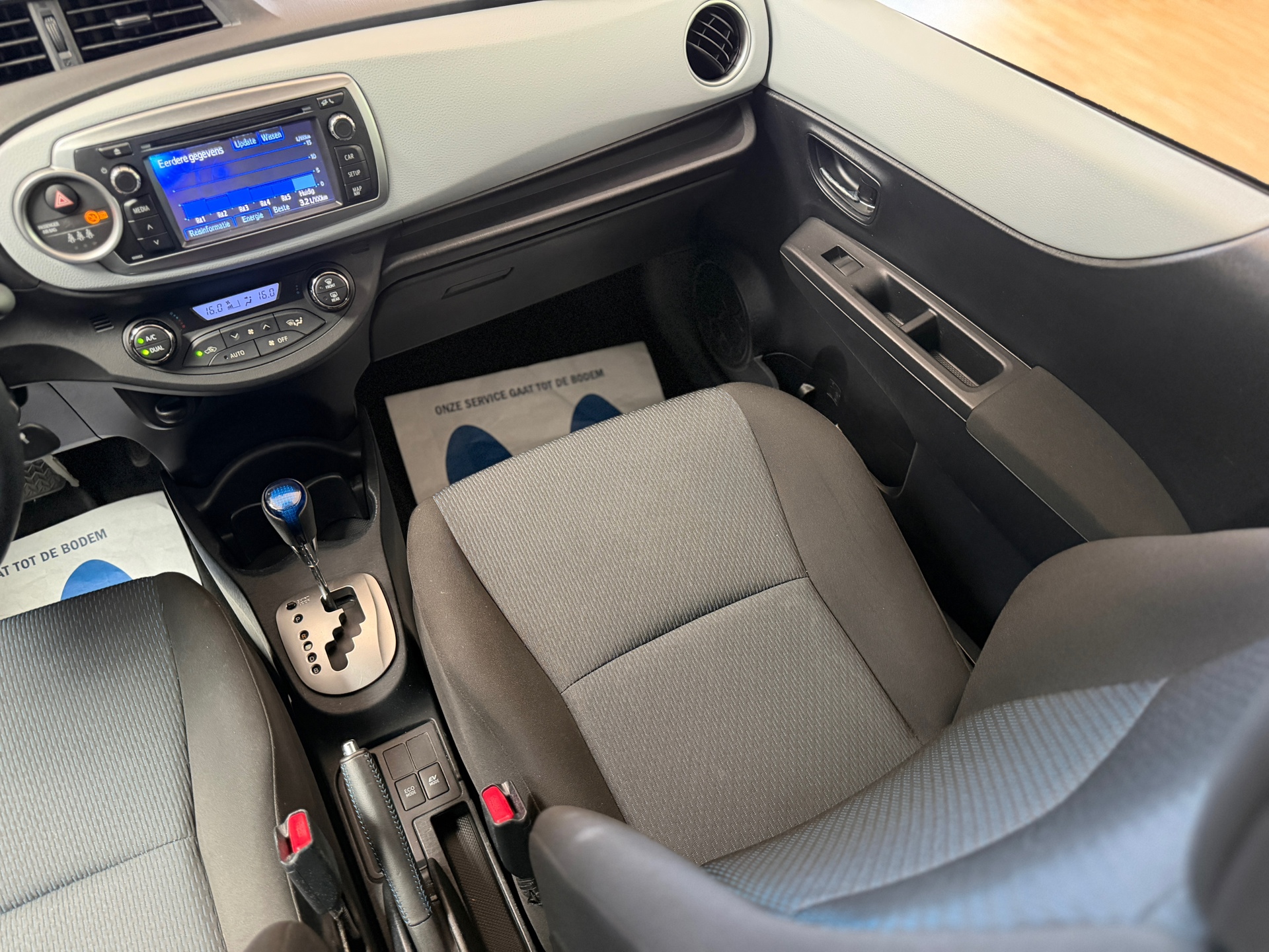 Foto van Toyota Toyota Yaris Hybrid