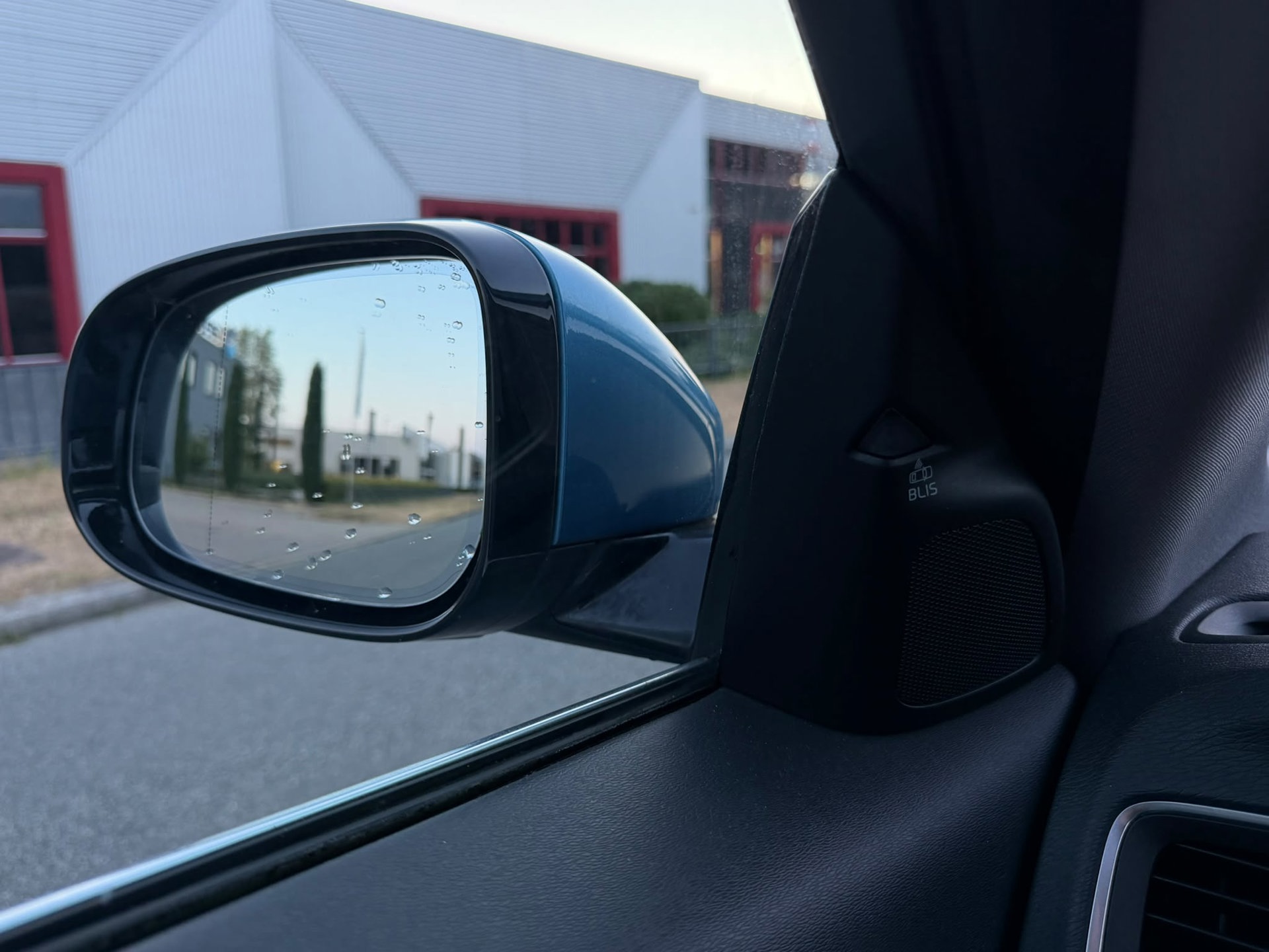 Foto van Volvo V60 Plug In Hybrid