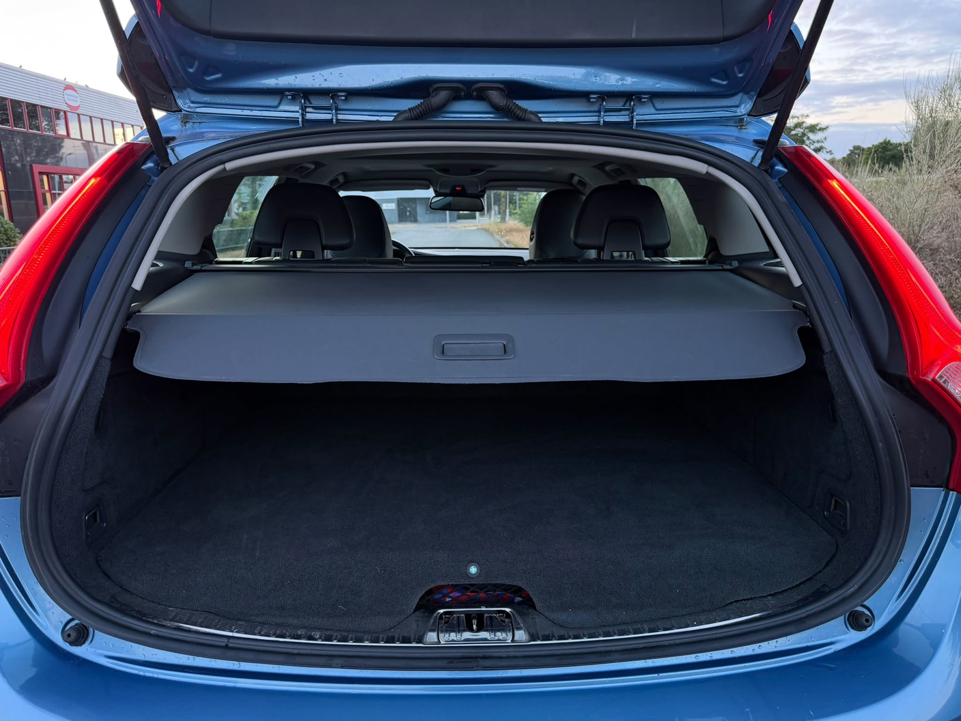 Foto van Volvo V60 Plug In Hybrid