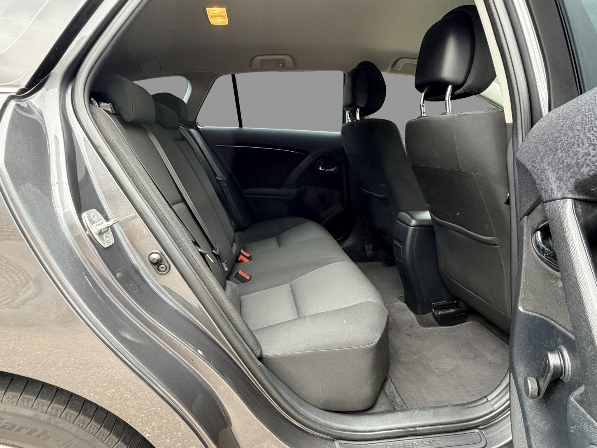 Foto van Toyota Toyota Avensis