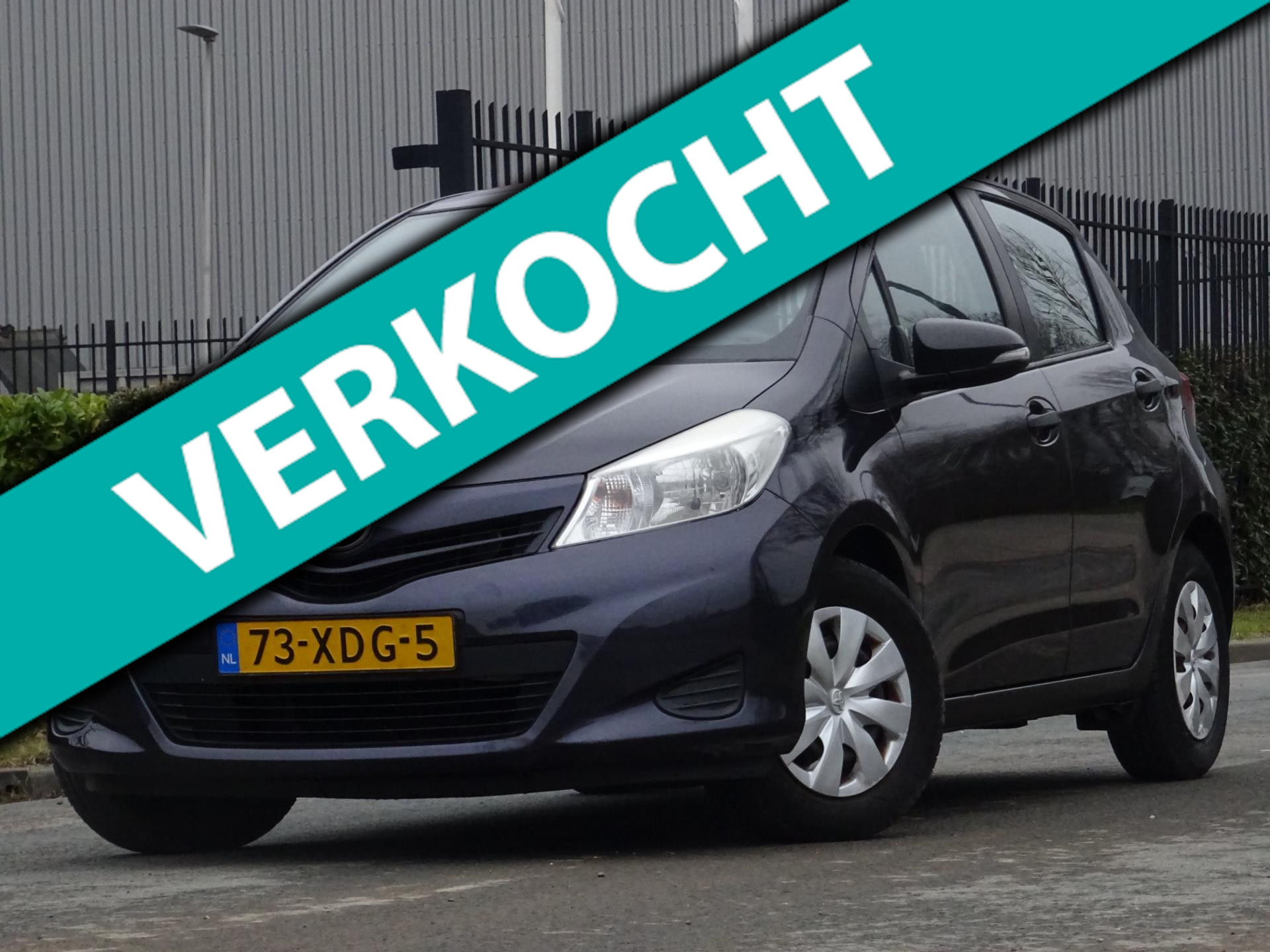 Toyota Toyota Yaris 1.0 VVT-i 5DRS 1-EIGENAAR NAP/APK 16-02-2027 2012 - voorkant