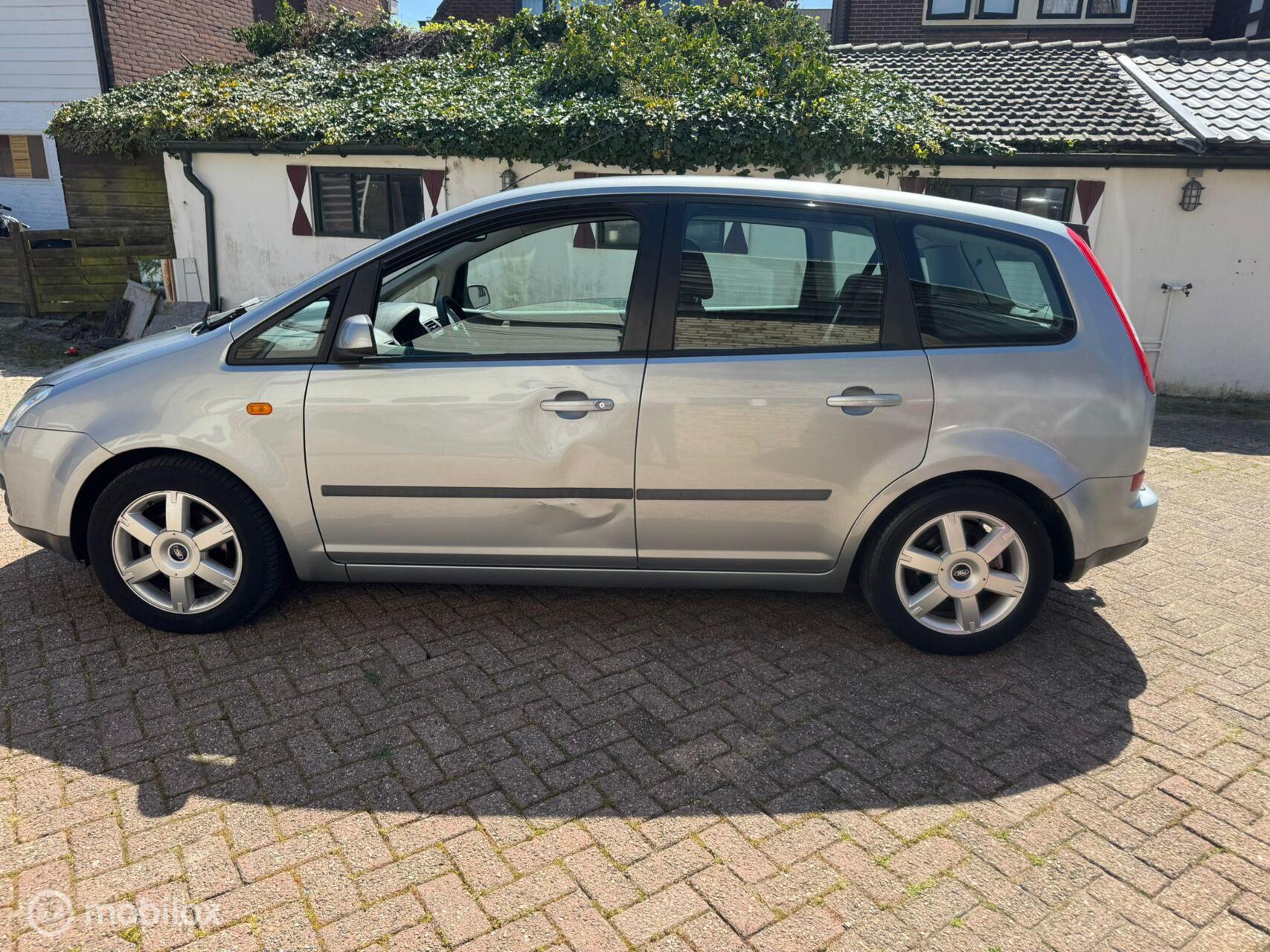 Foto van Ford Focus C-max
