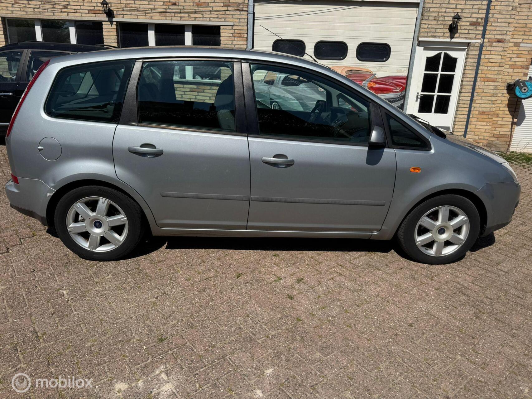 Foto van Ford Focus C-max