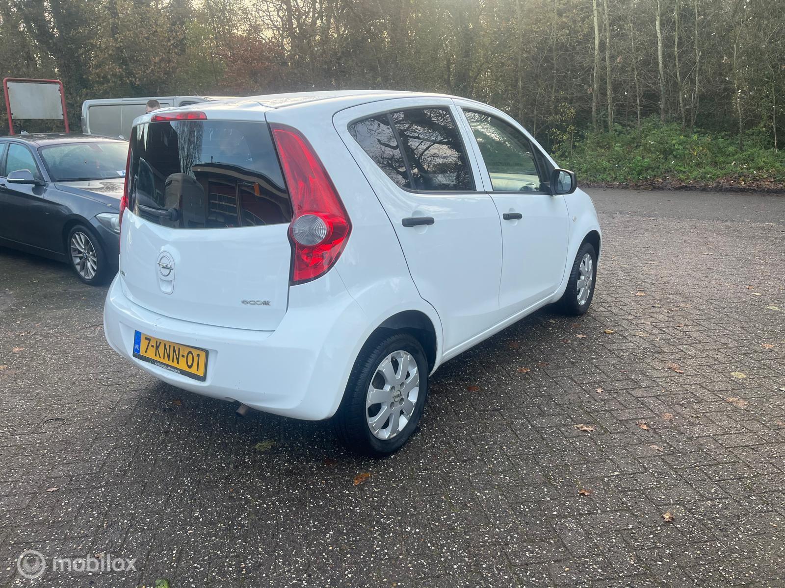 Foto van Opel Agila