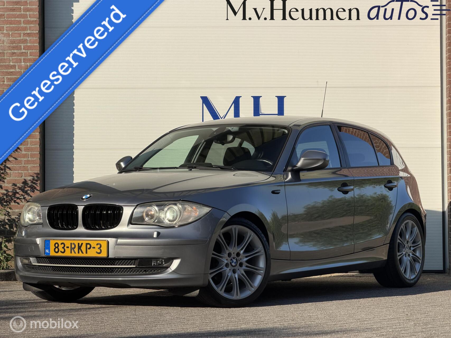 BMW 116i 116i LCI Ultimate Edition M Sport Interieur Climate Cruise 2011 - voorkant