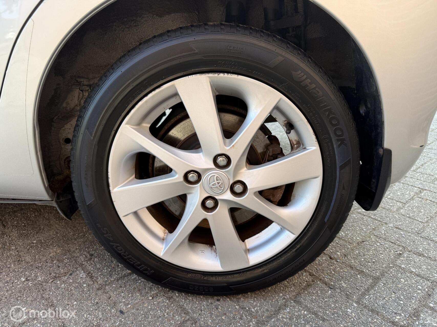 Foto van Toyota Toyota Yaris Hybrid