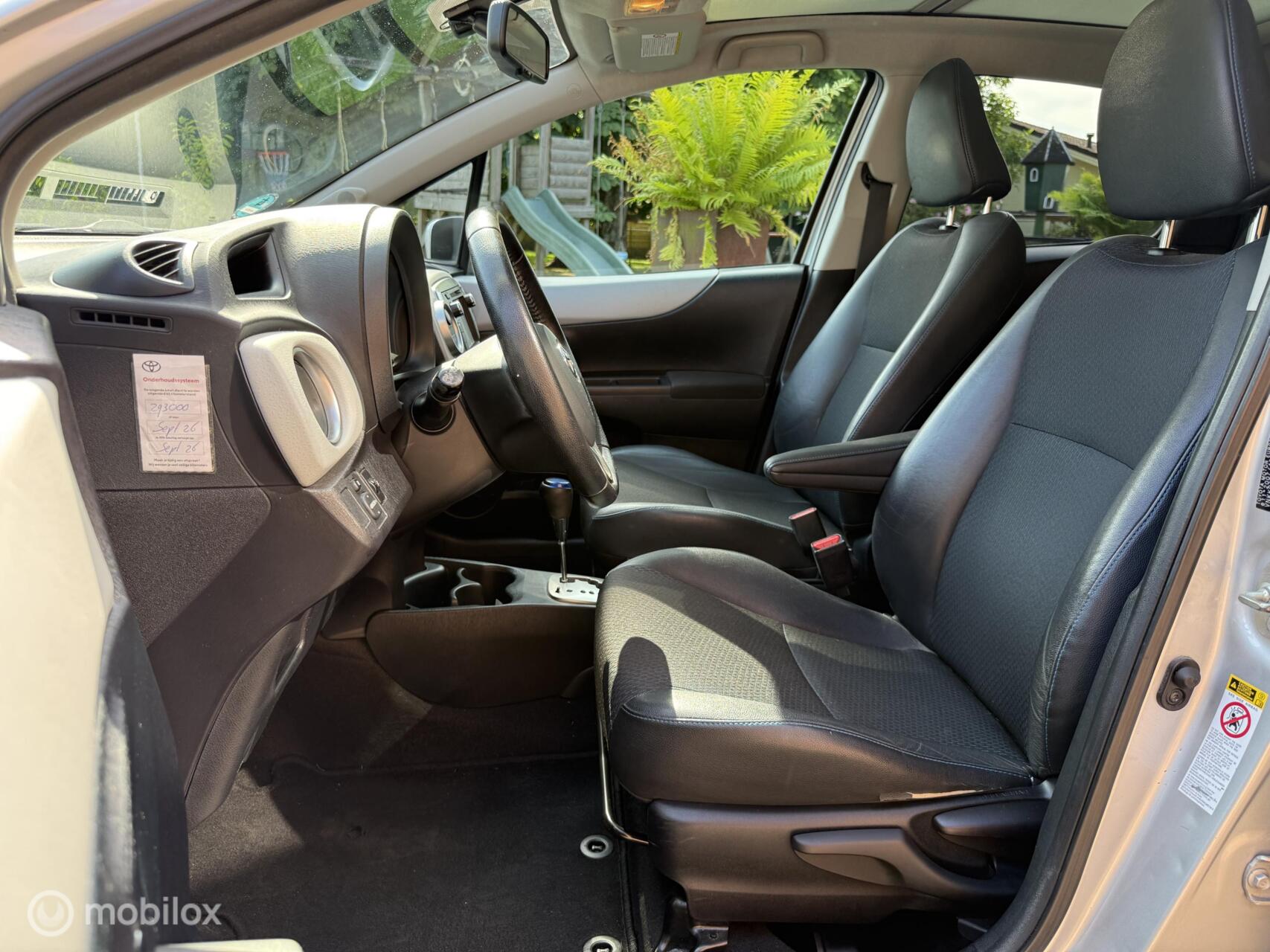 Foto van Toyota Toyota Yaris Hybrid