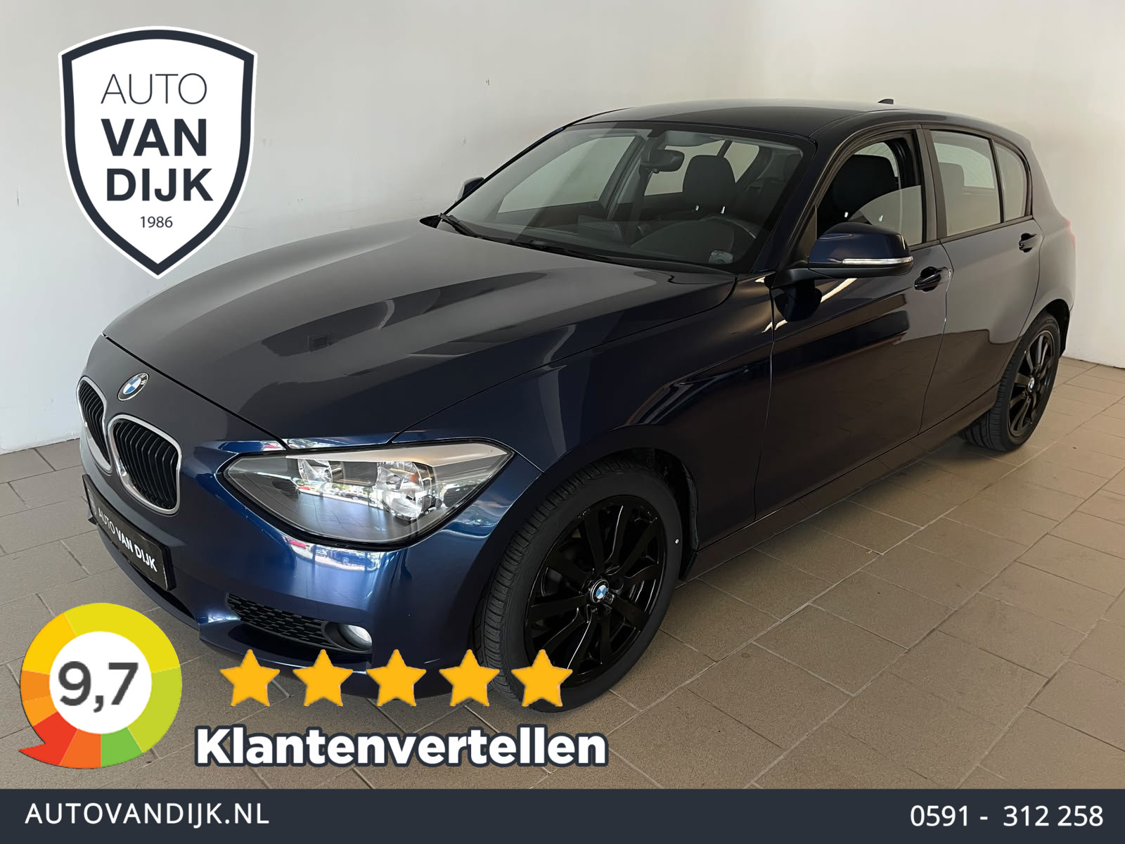 BMW 1er Reihe 116i Business AUTOMAAT AIRCO NAVI CRUISE BLUETOOTH MULTI STUUR SCHERM ELEK RAMEN CENT VERG VELGEN PDC ZEER NETTE AUTO 2012 - voorkant