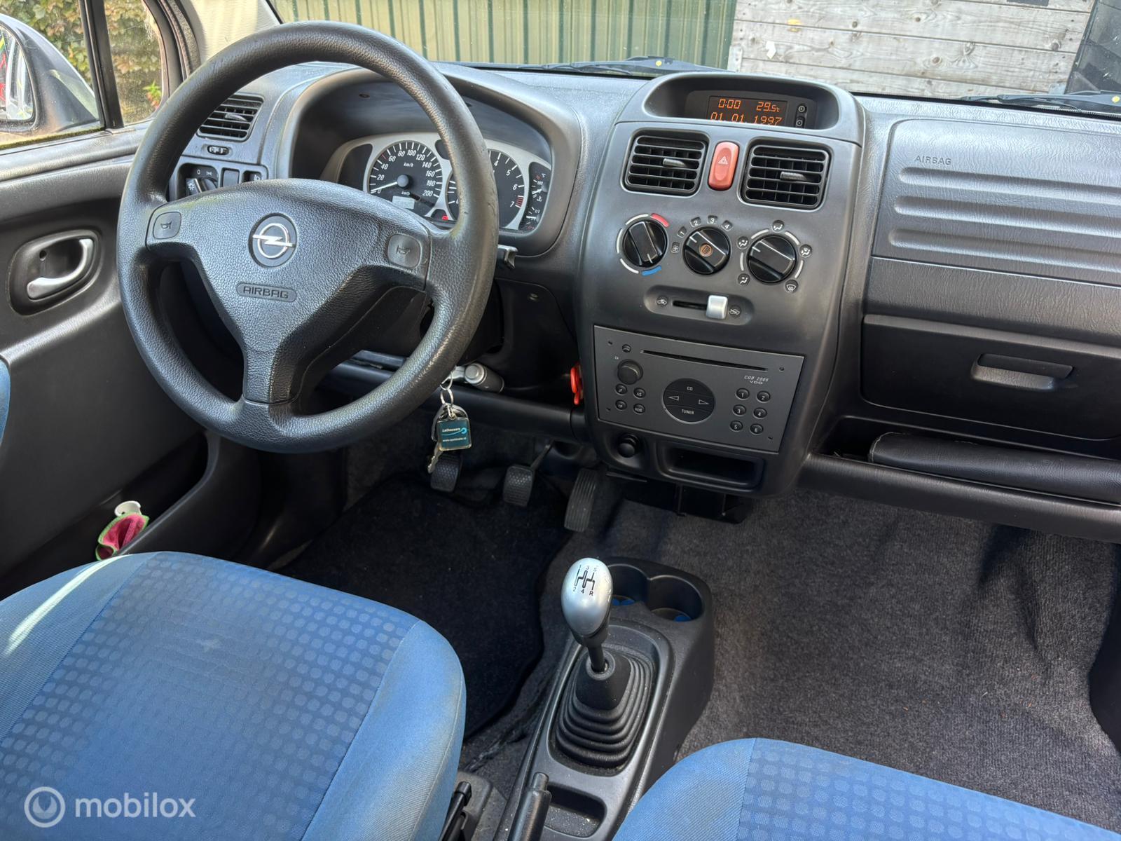 Foto van Opel Agila
