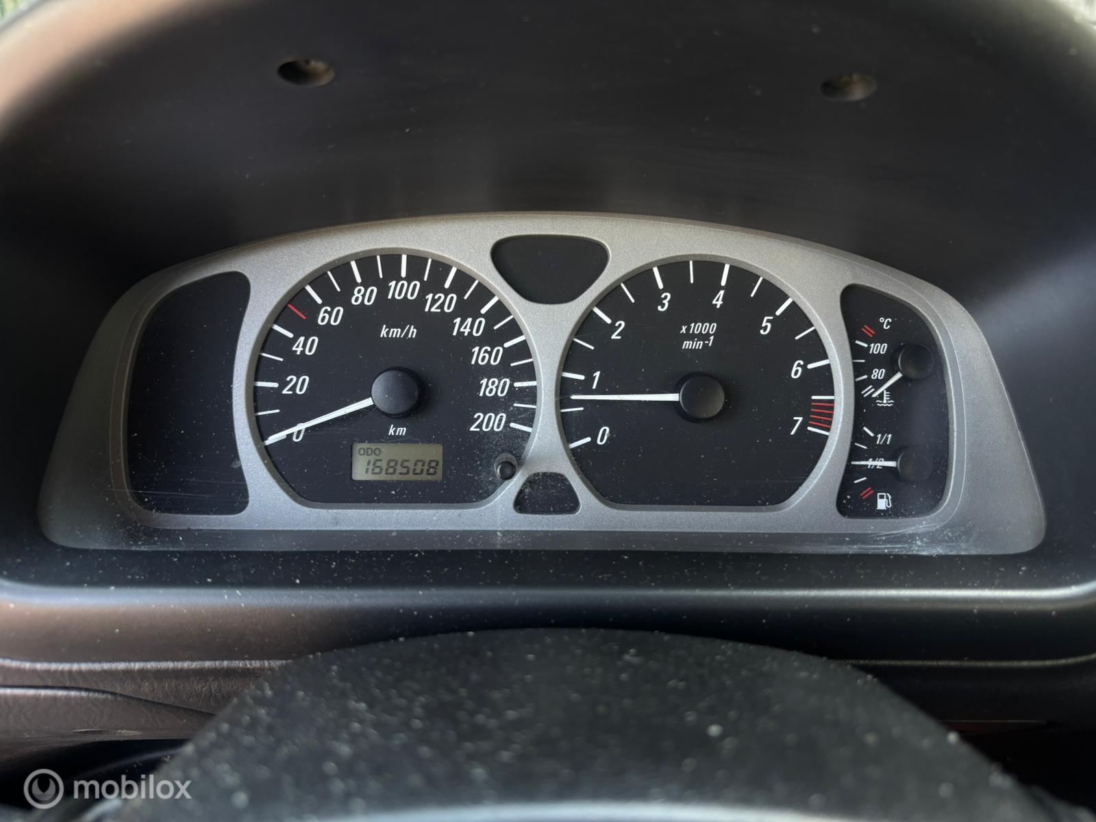 Foto van Opel Agila