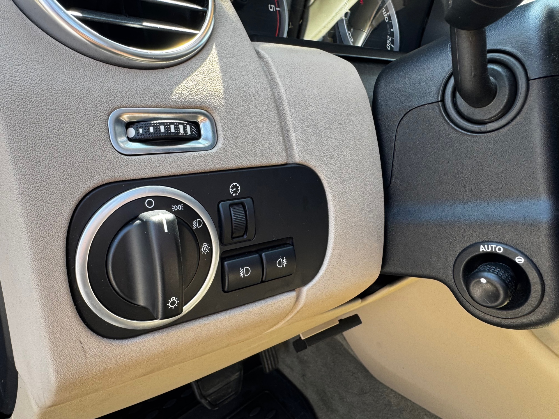 Foto van Land Rover Discovery 4