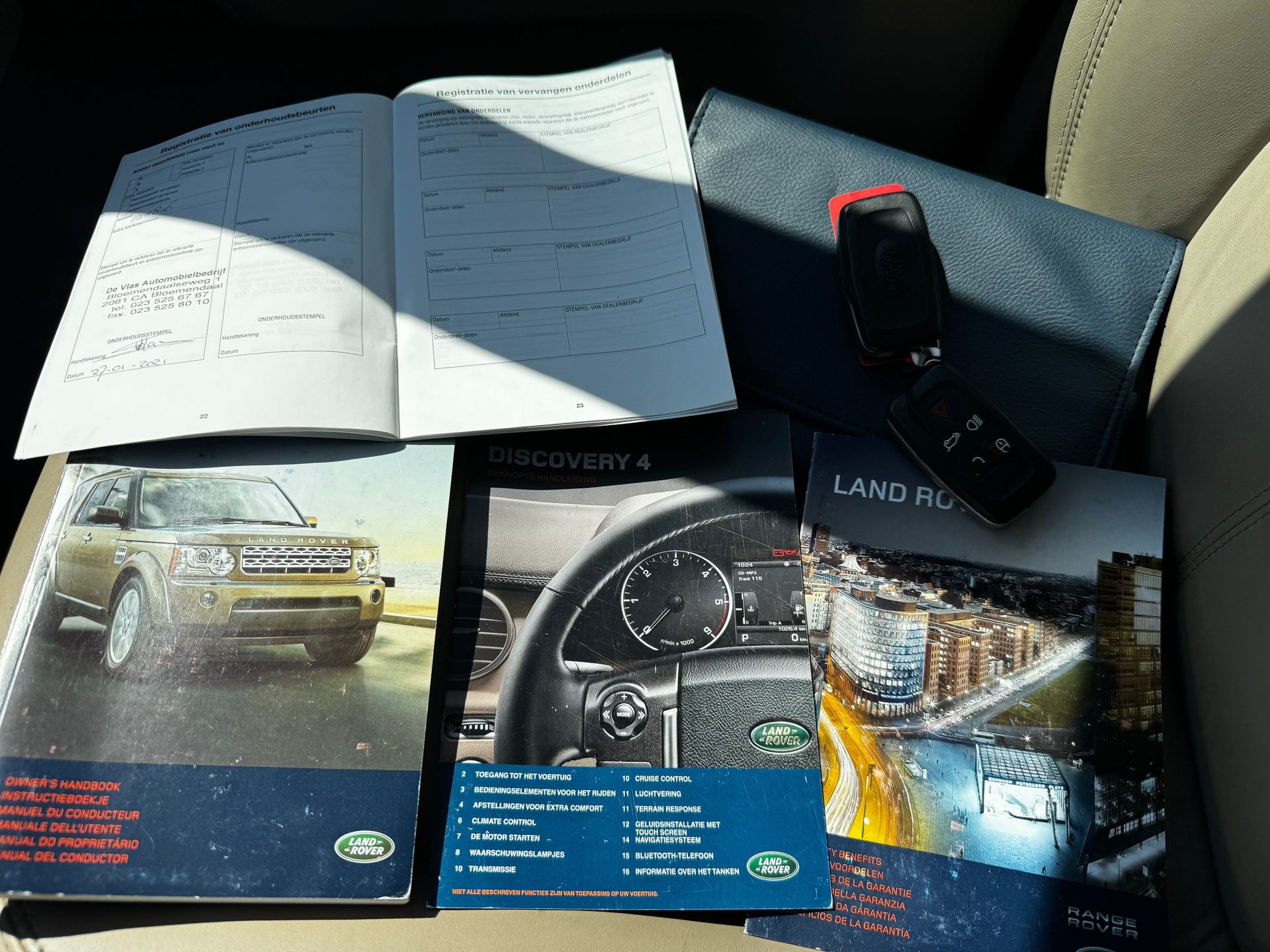 Foto van Land Rover Discovery 4