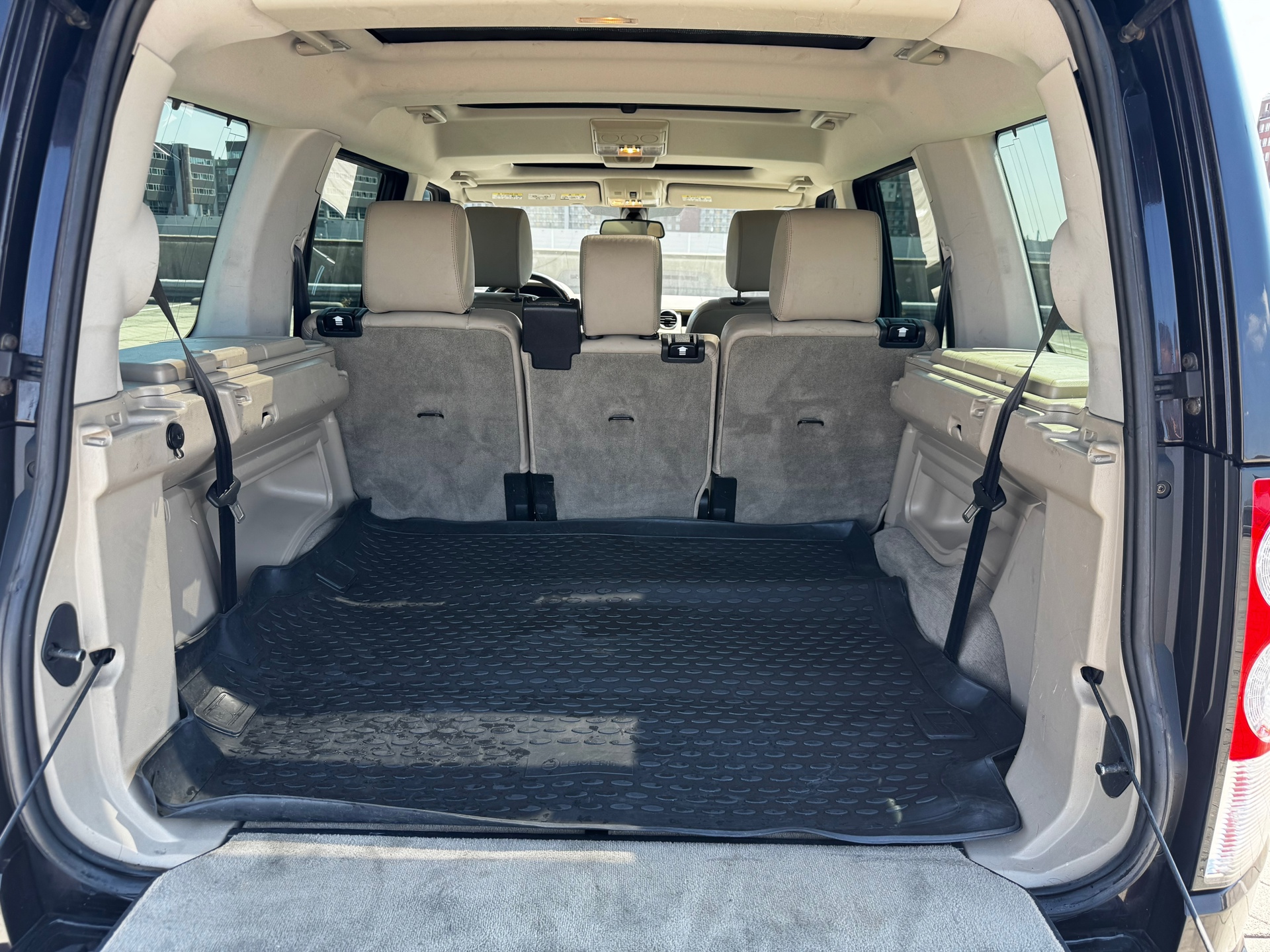 Foto van Land Rover Discovery 4