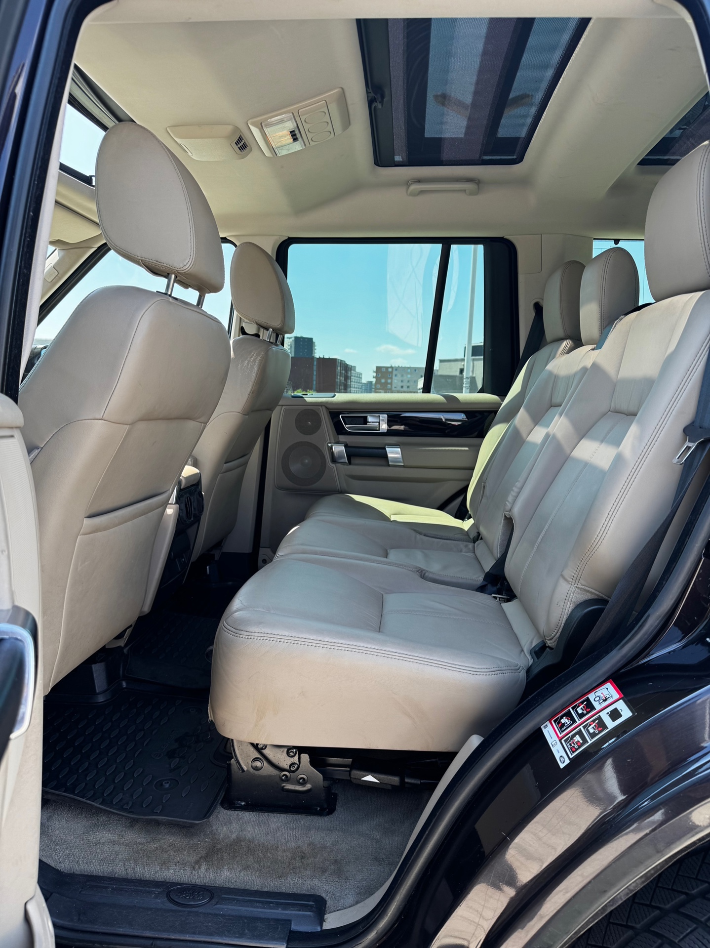 Foto van Land Rover Discovery 4