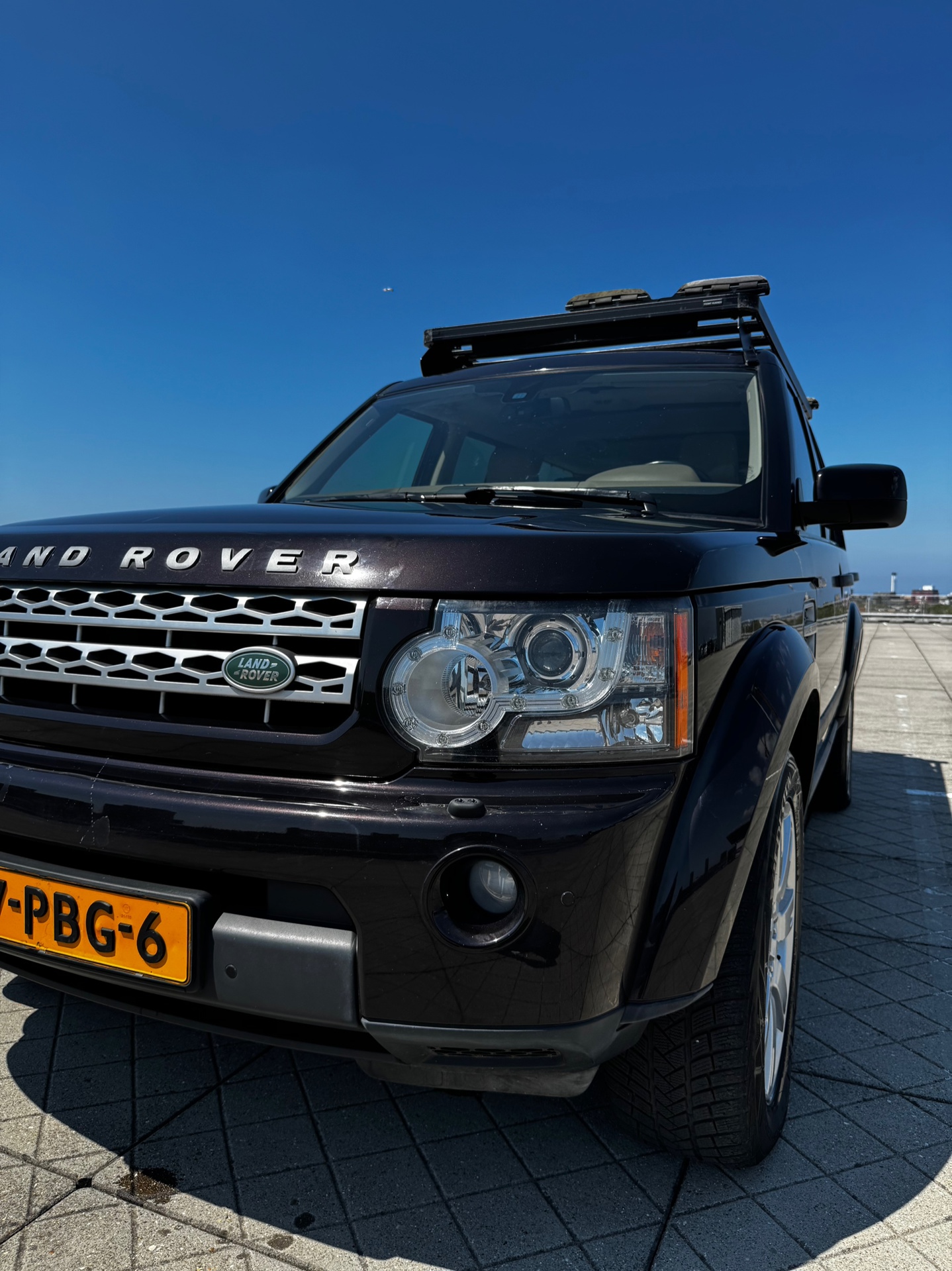 Foto van Land Rover Discovery 4