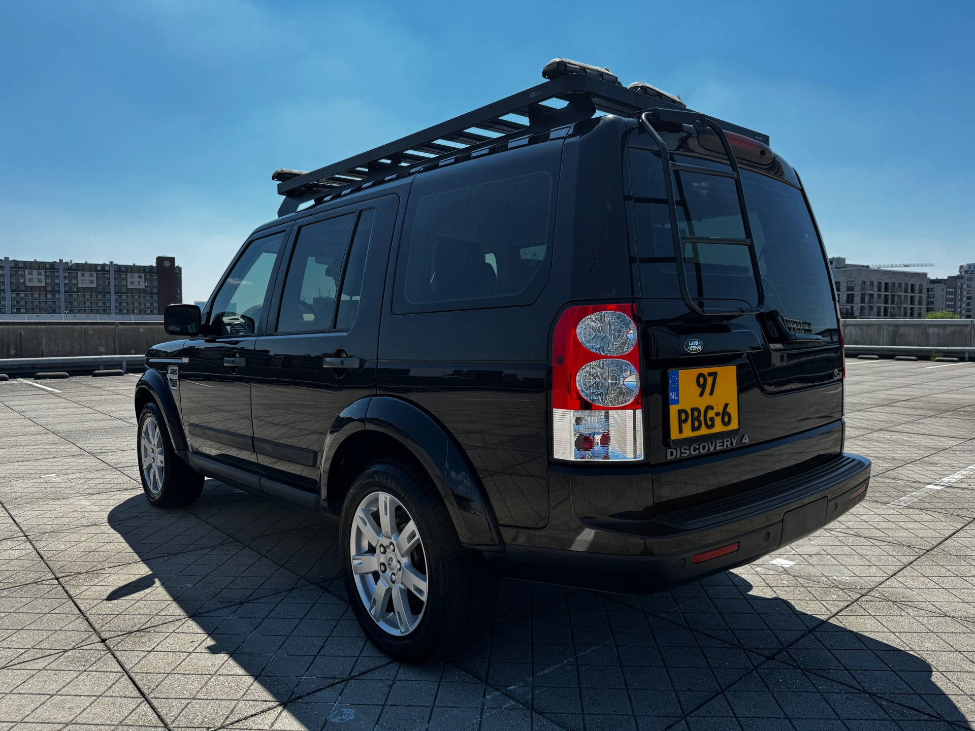 Foto van Land Rover Discovery 4