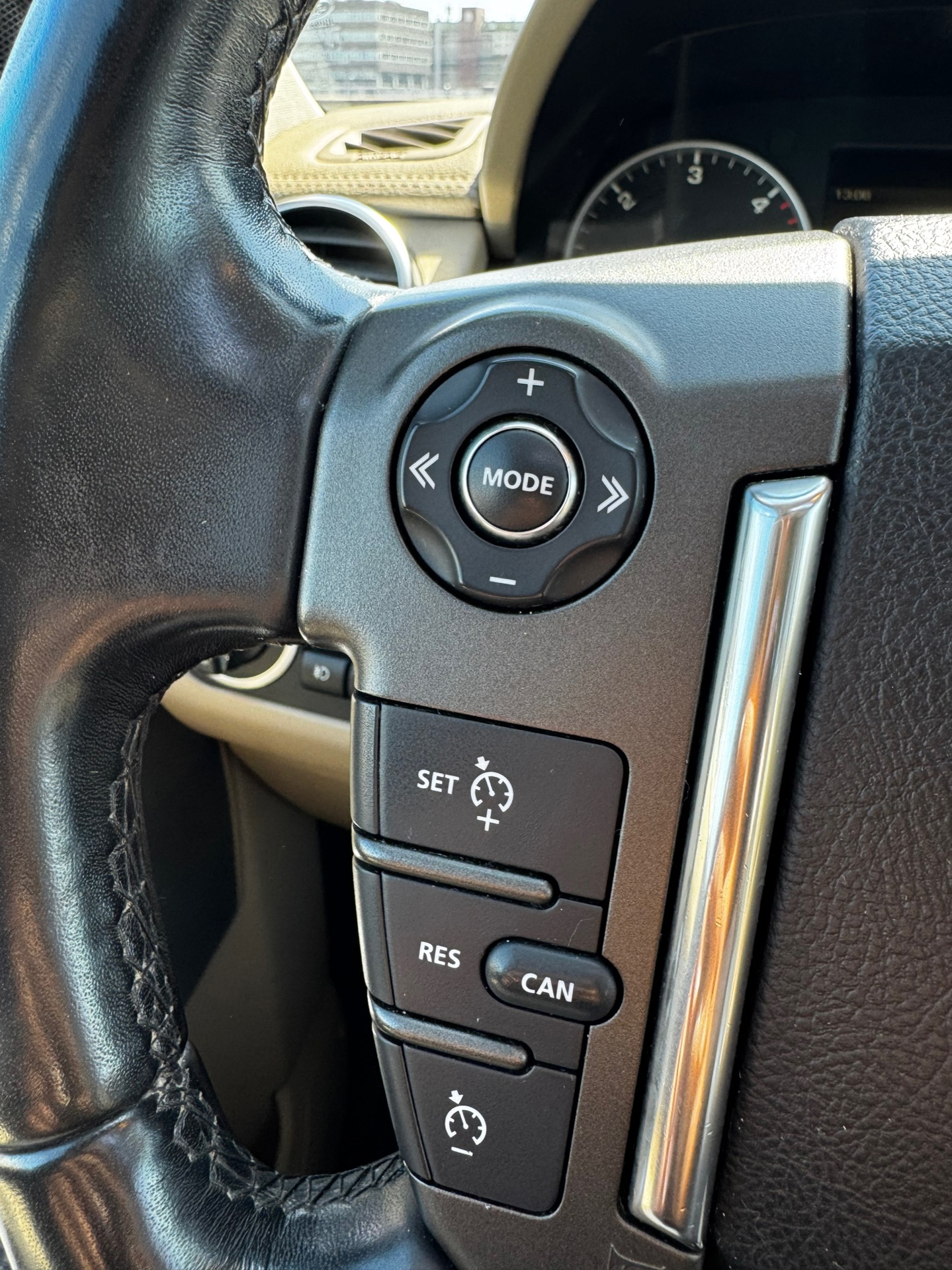 Foto van Land Rover Discovery 4