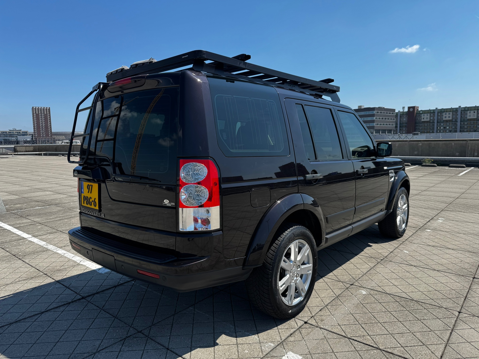 Foto van Land Rover Discovery 4