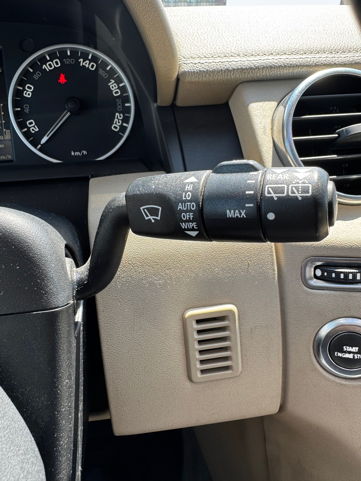 Foto van Land Rover Discovery 4