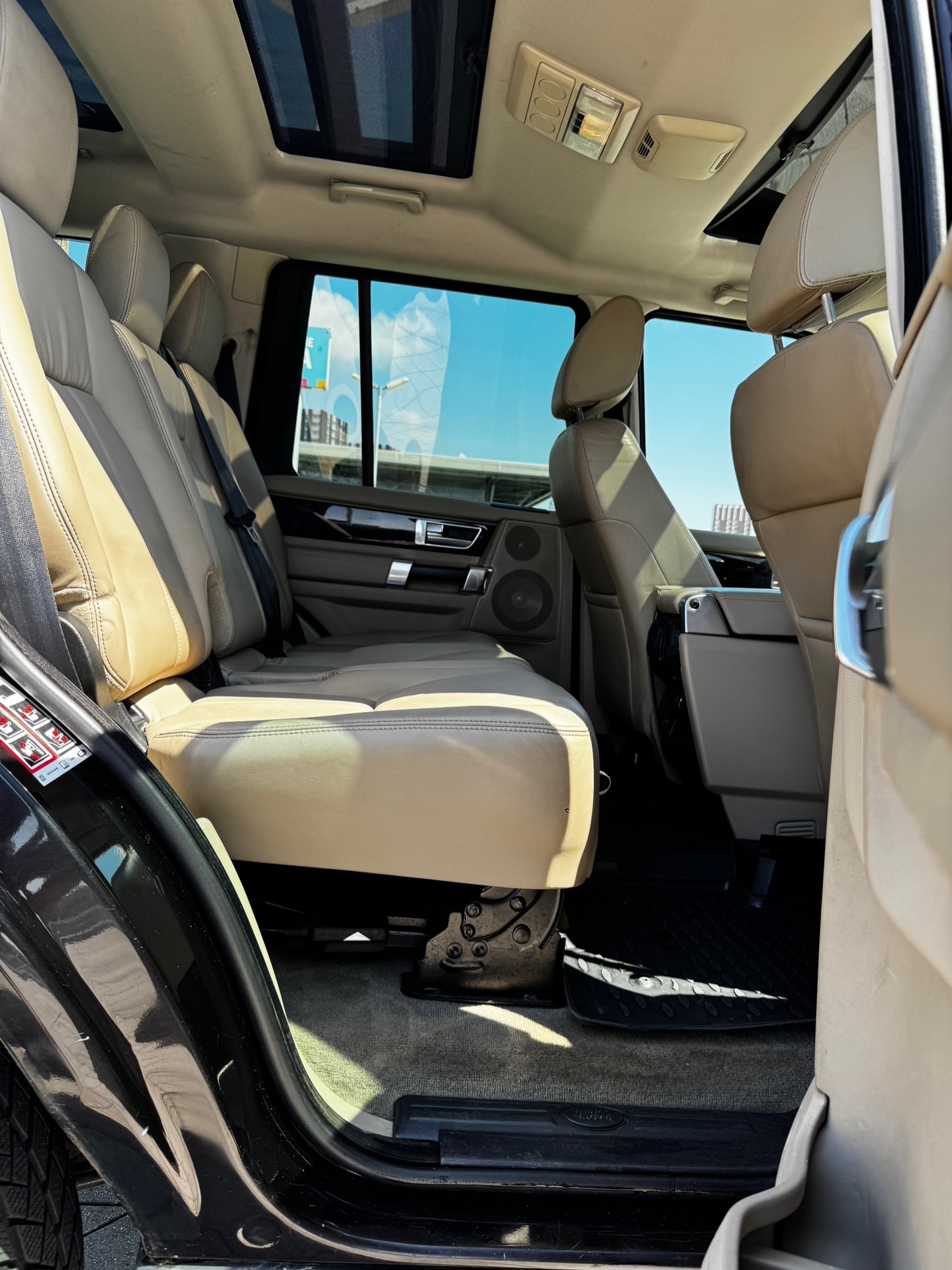 Foto van Land Rover Discovery 4
