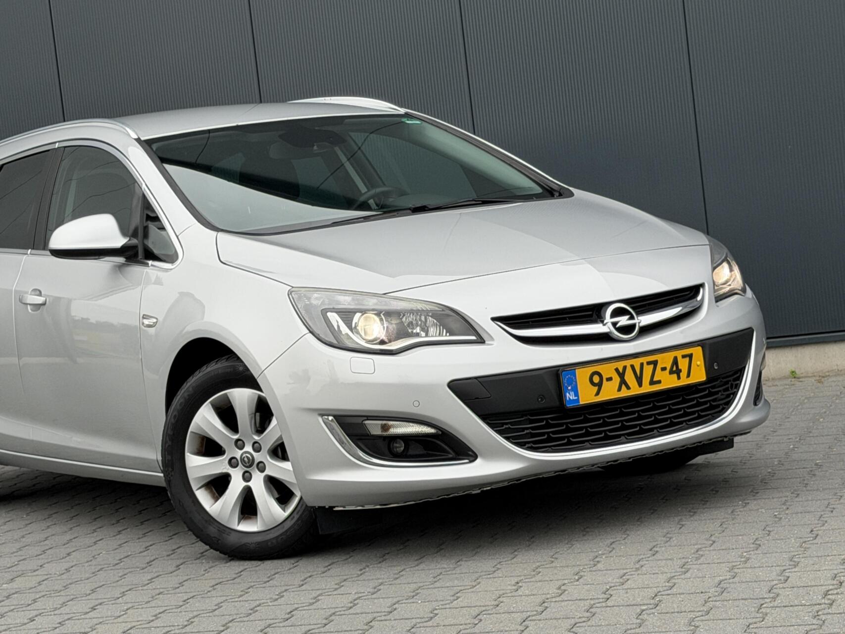 Foto van Opel Astra Sports Tourer