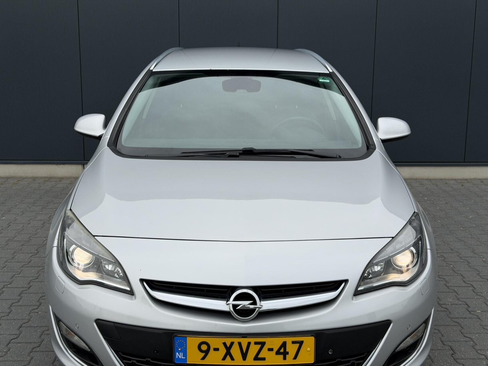 Foto van Opel Astra Sports Tourer