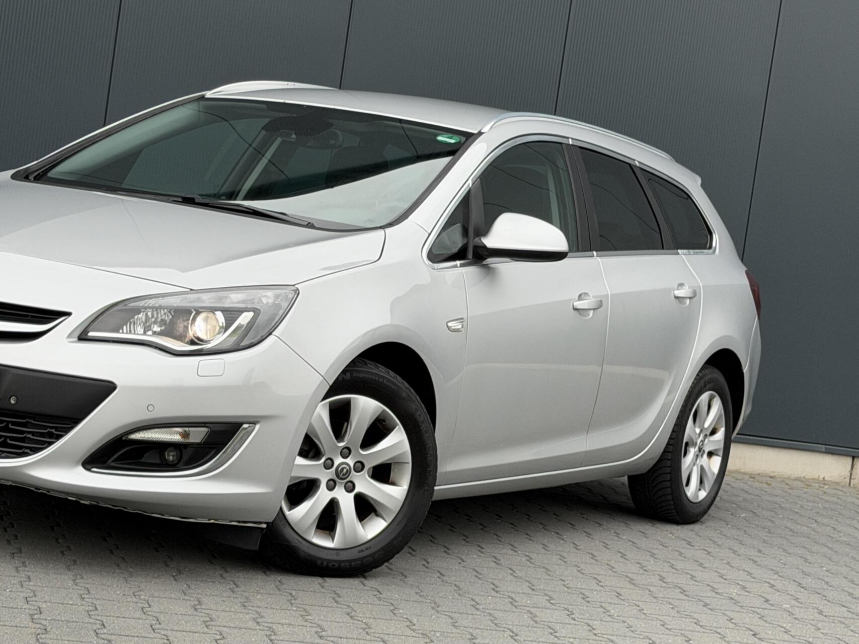 Foto van Opel Astra Sports Tourer