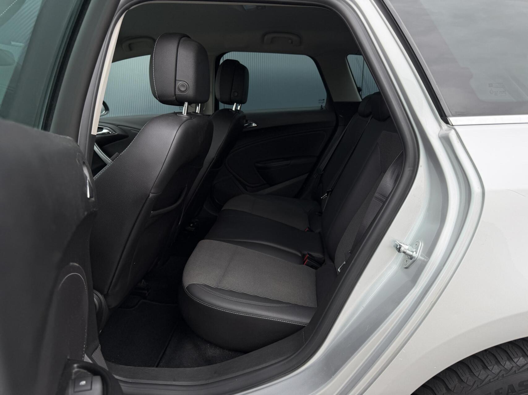 Foto van Opel Astra Sports Tourer