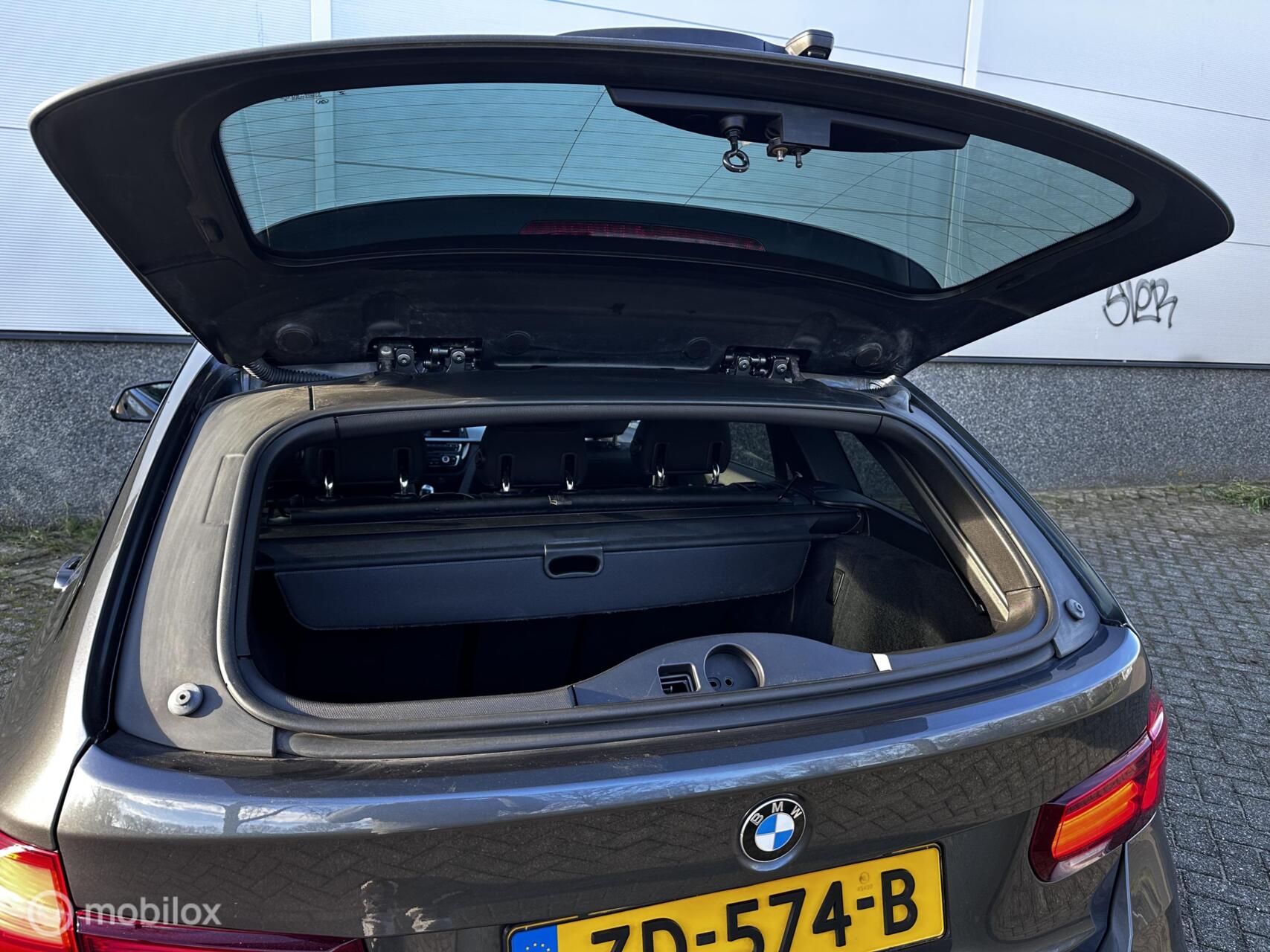 Foto van BMW 320i