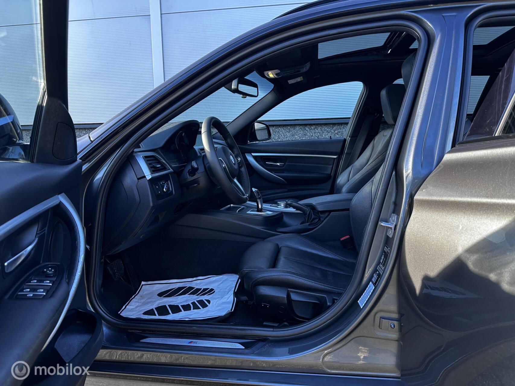 Foto van BMW 320i