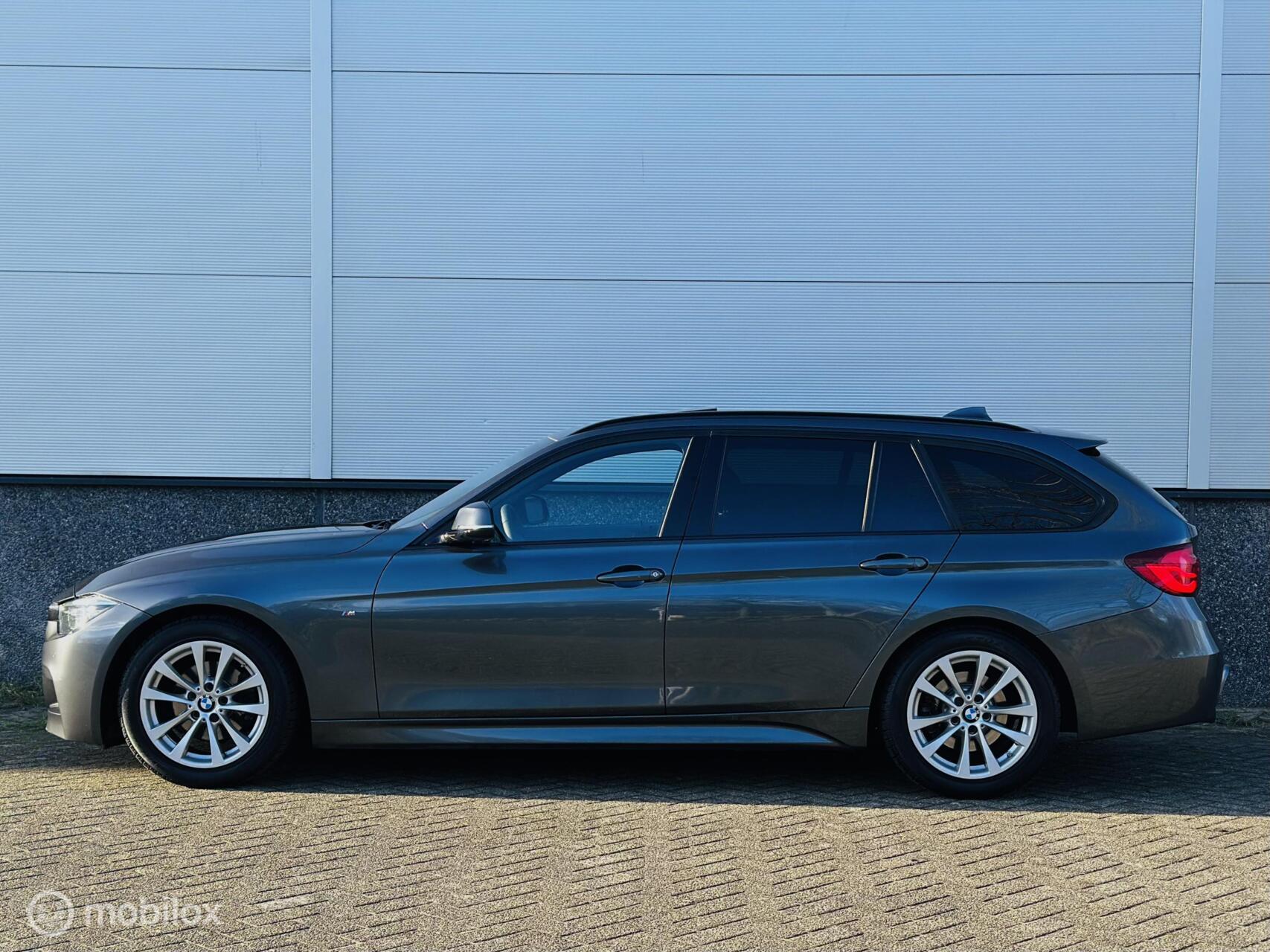 Foto van BMW 320i