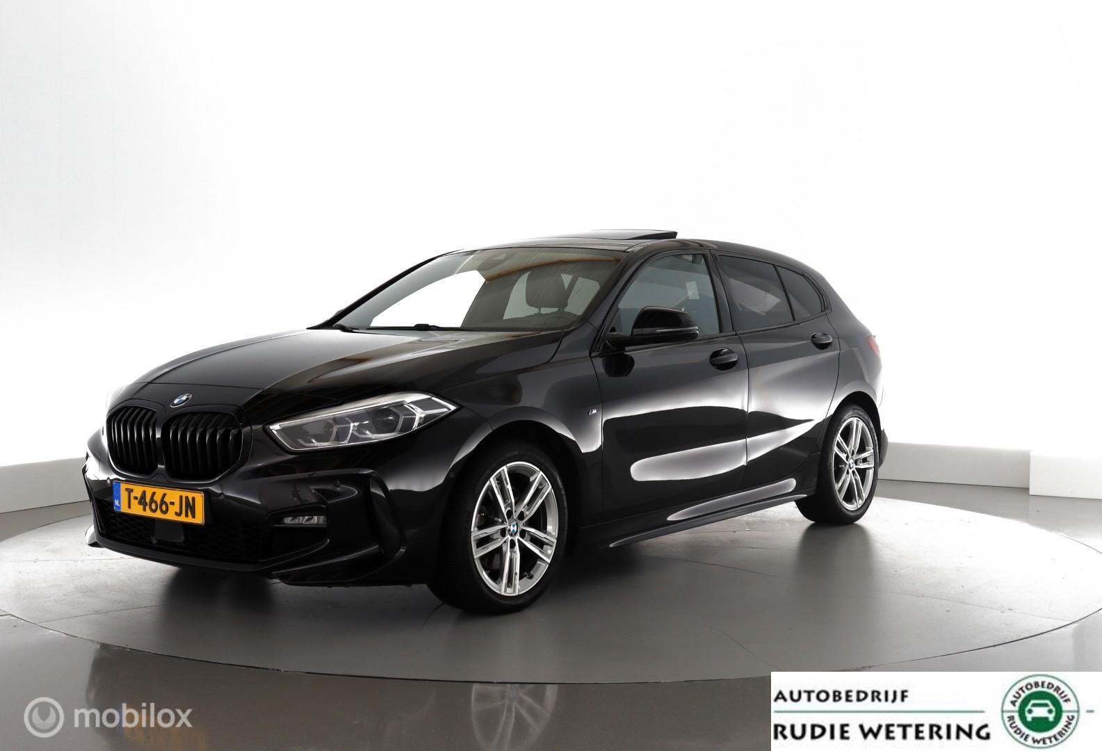 BMW 1-serie 118i M-Sport Introduction Edition leer|panorama|led|cam|nav|dab|ecc|lmv17 2023 - voorkant