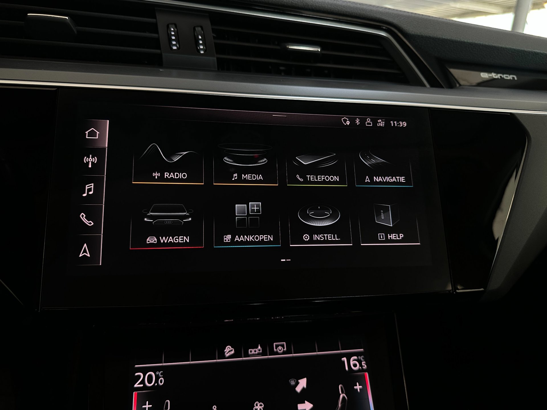 Foto van Audi E-tron 50