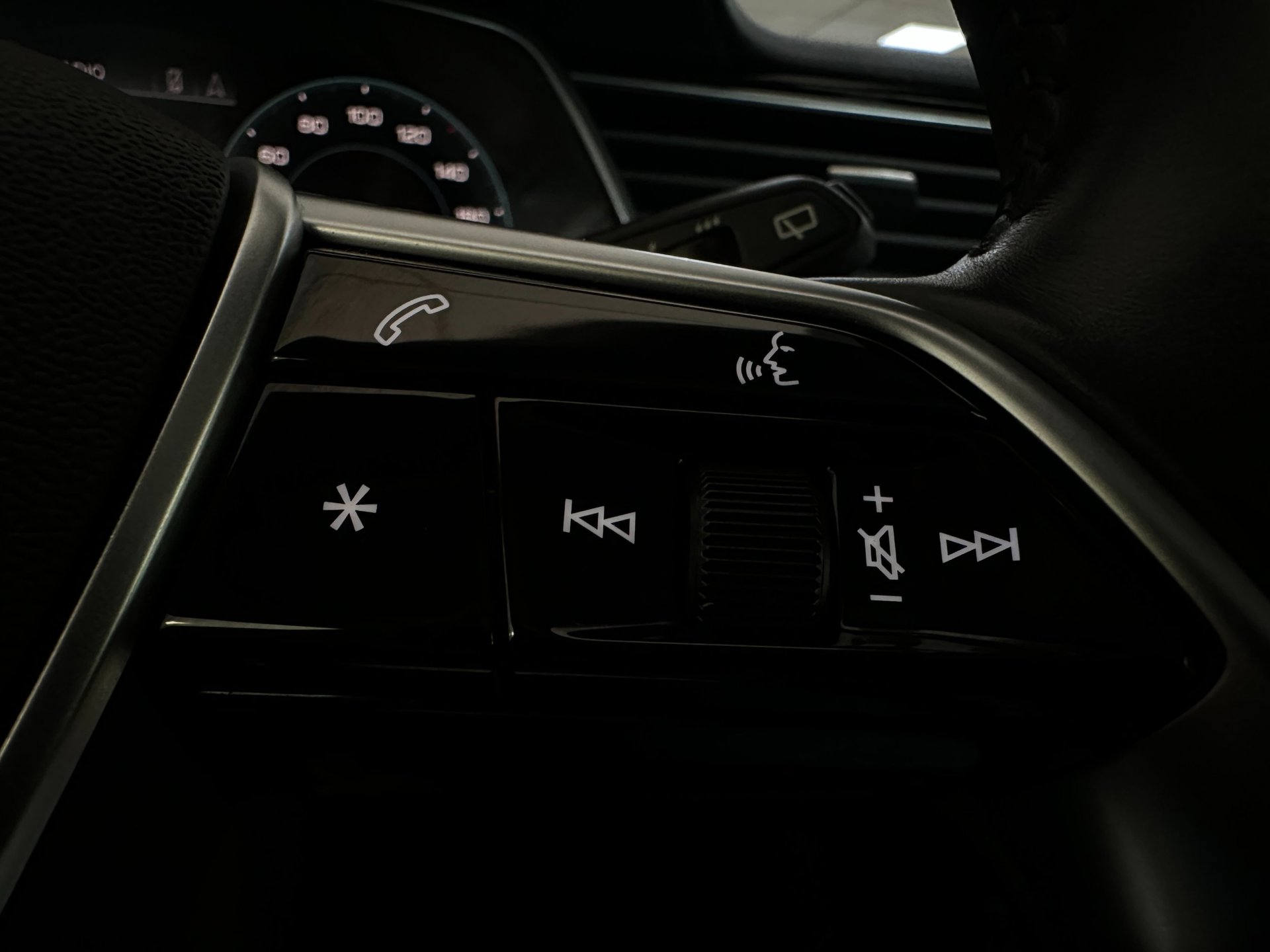Foto van Audi E-tron 50