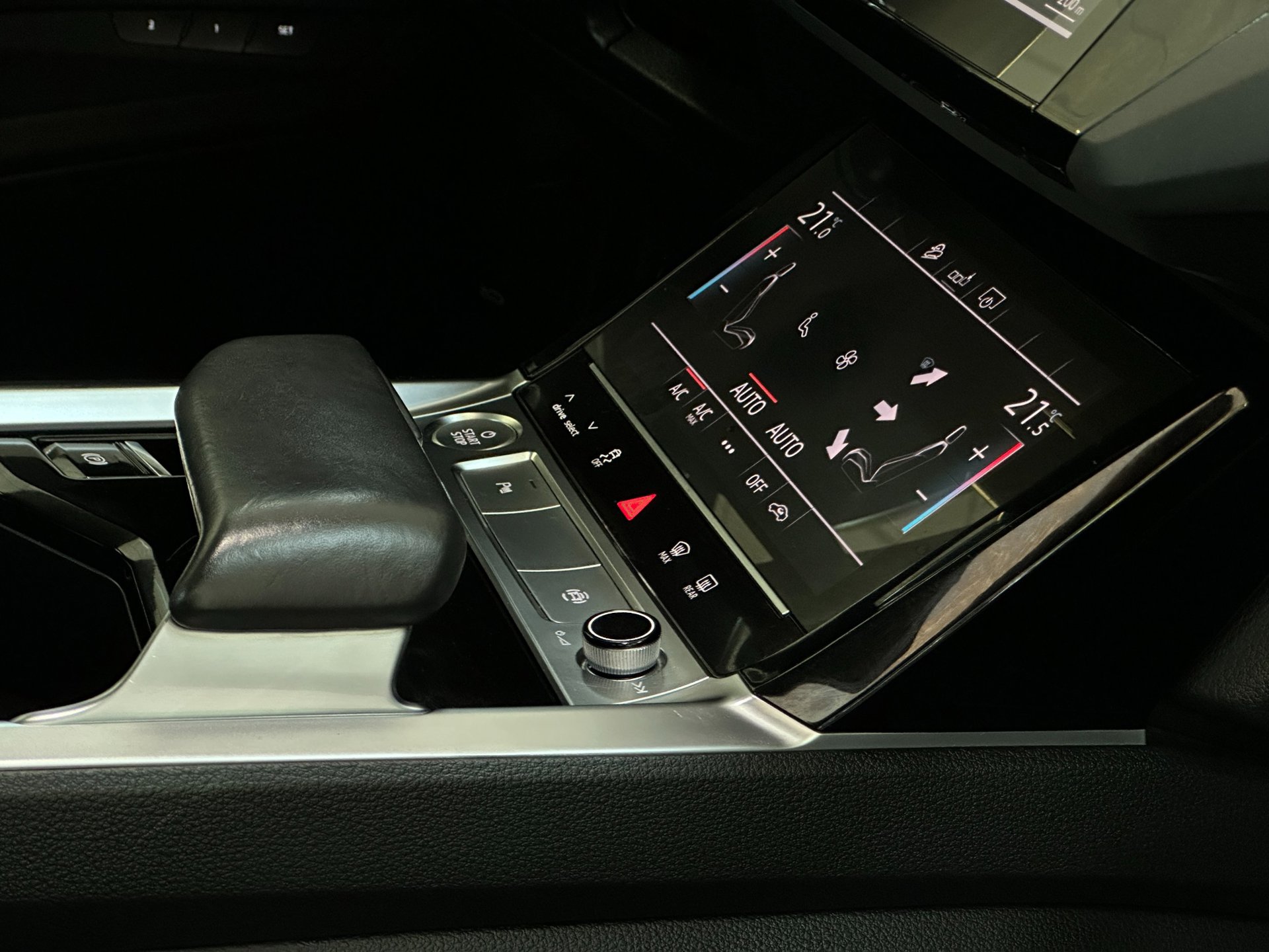 Foto van Audi E-tron 50