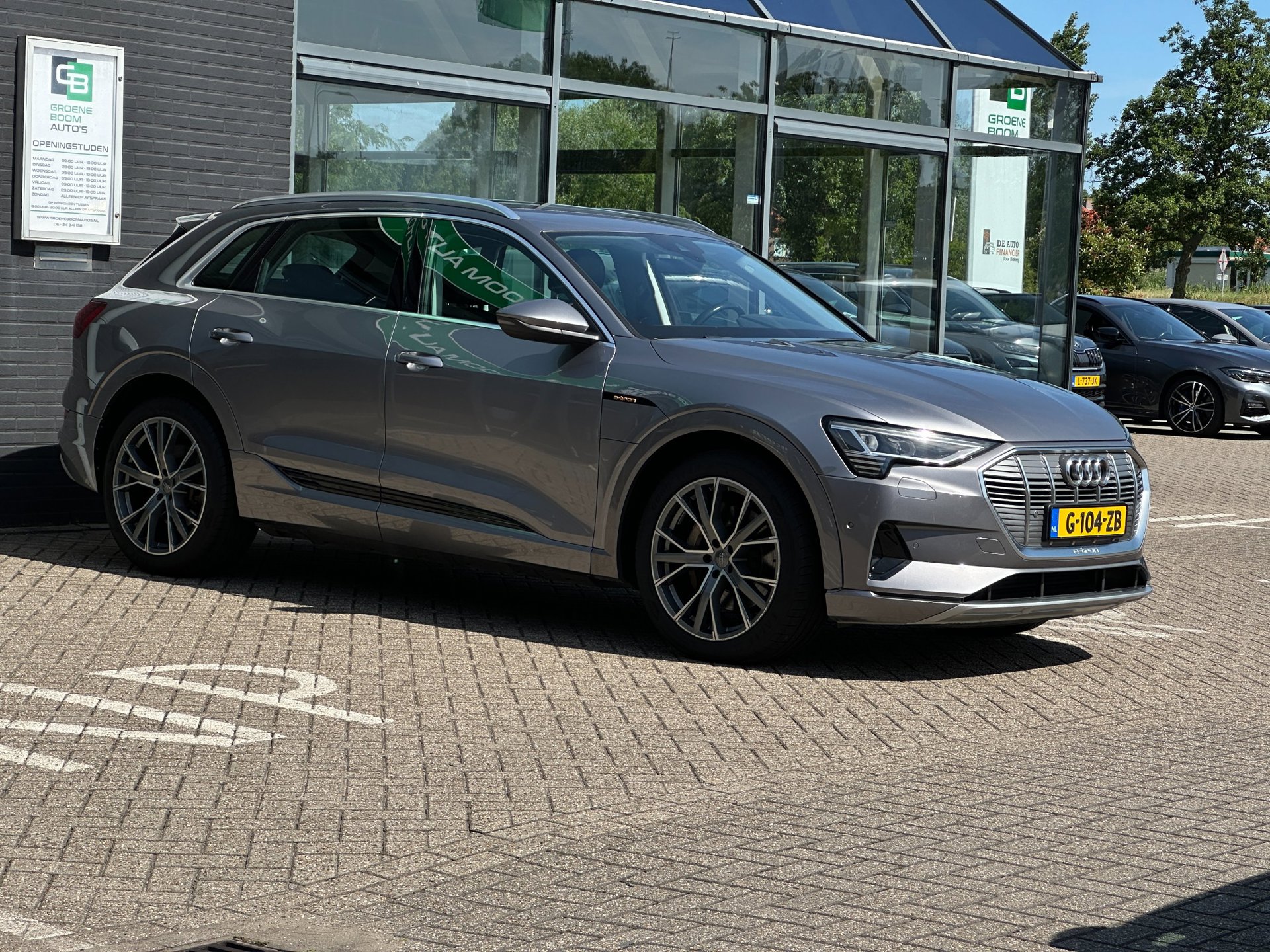 Foto van Audi E-tron 50