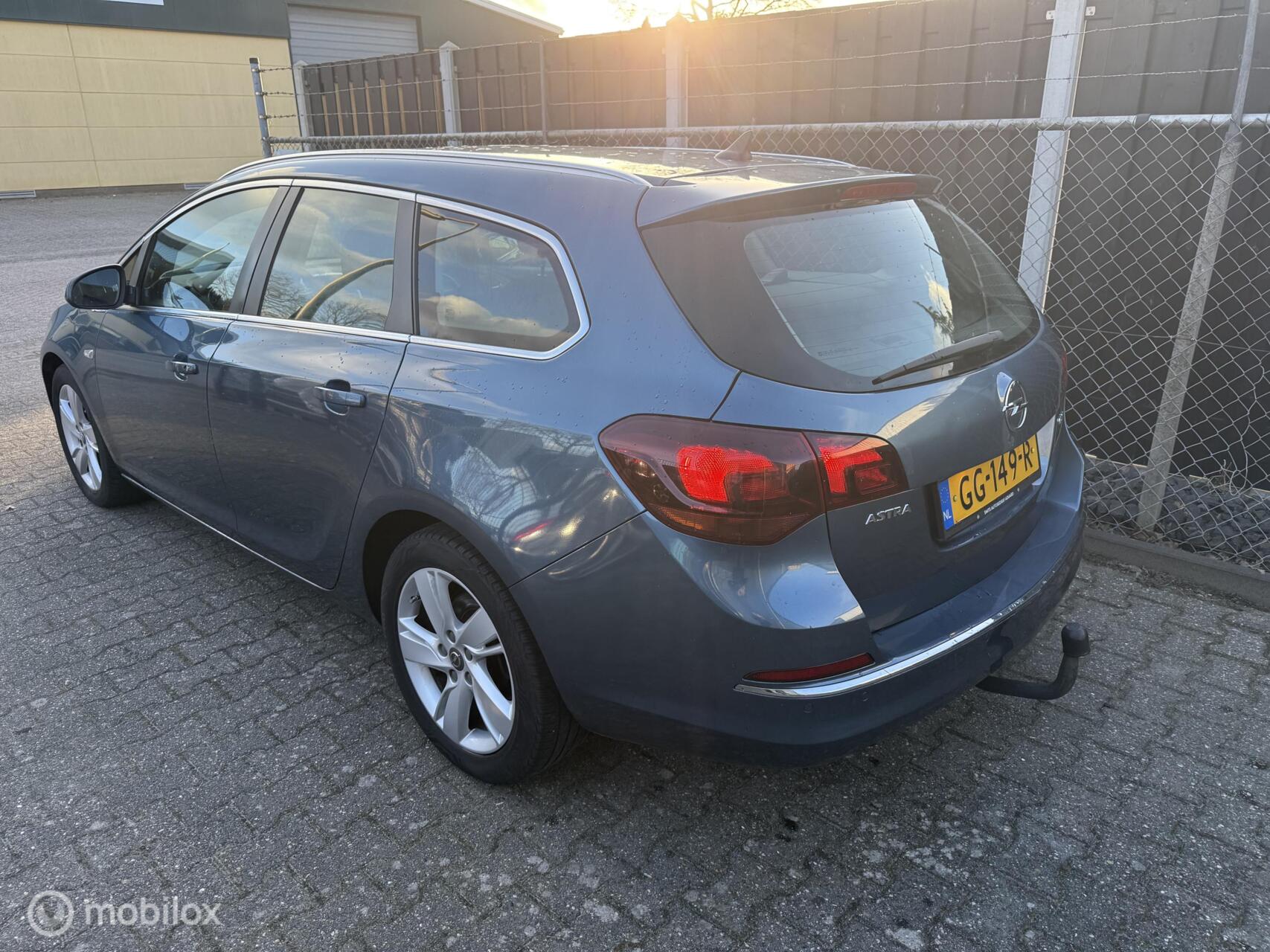 Foto van Opel Astra Sports Tourer
