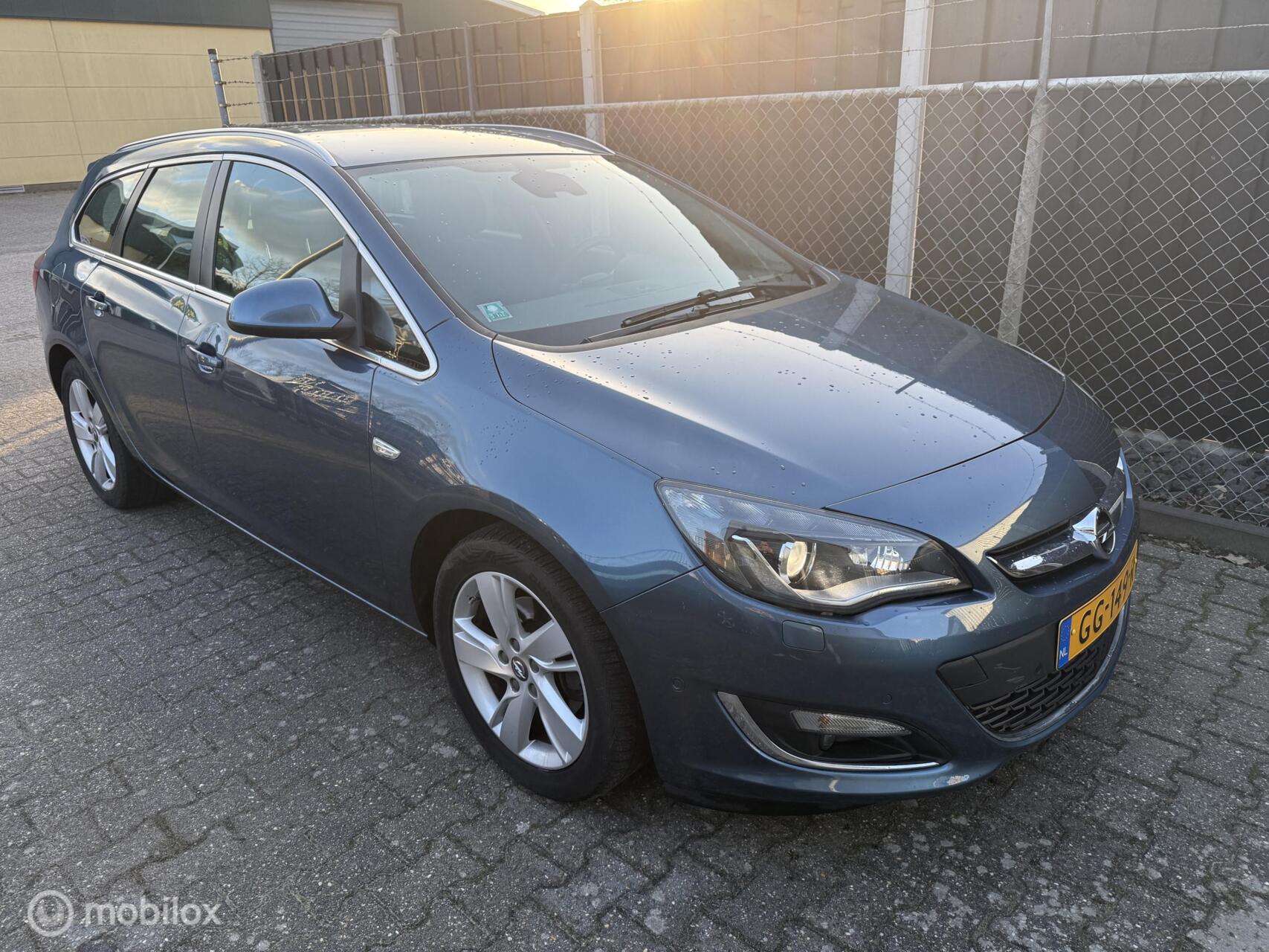 Foto van Opel Astra Sports Tourer