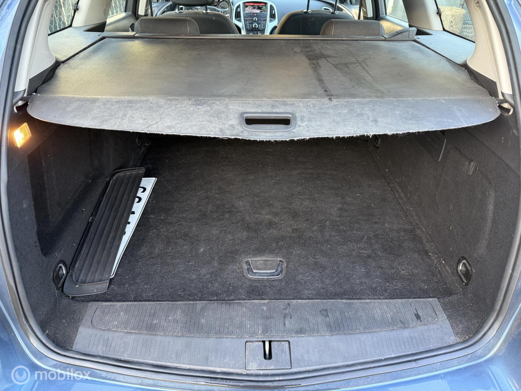 Foto van Opel Astra Sports Tourer