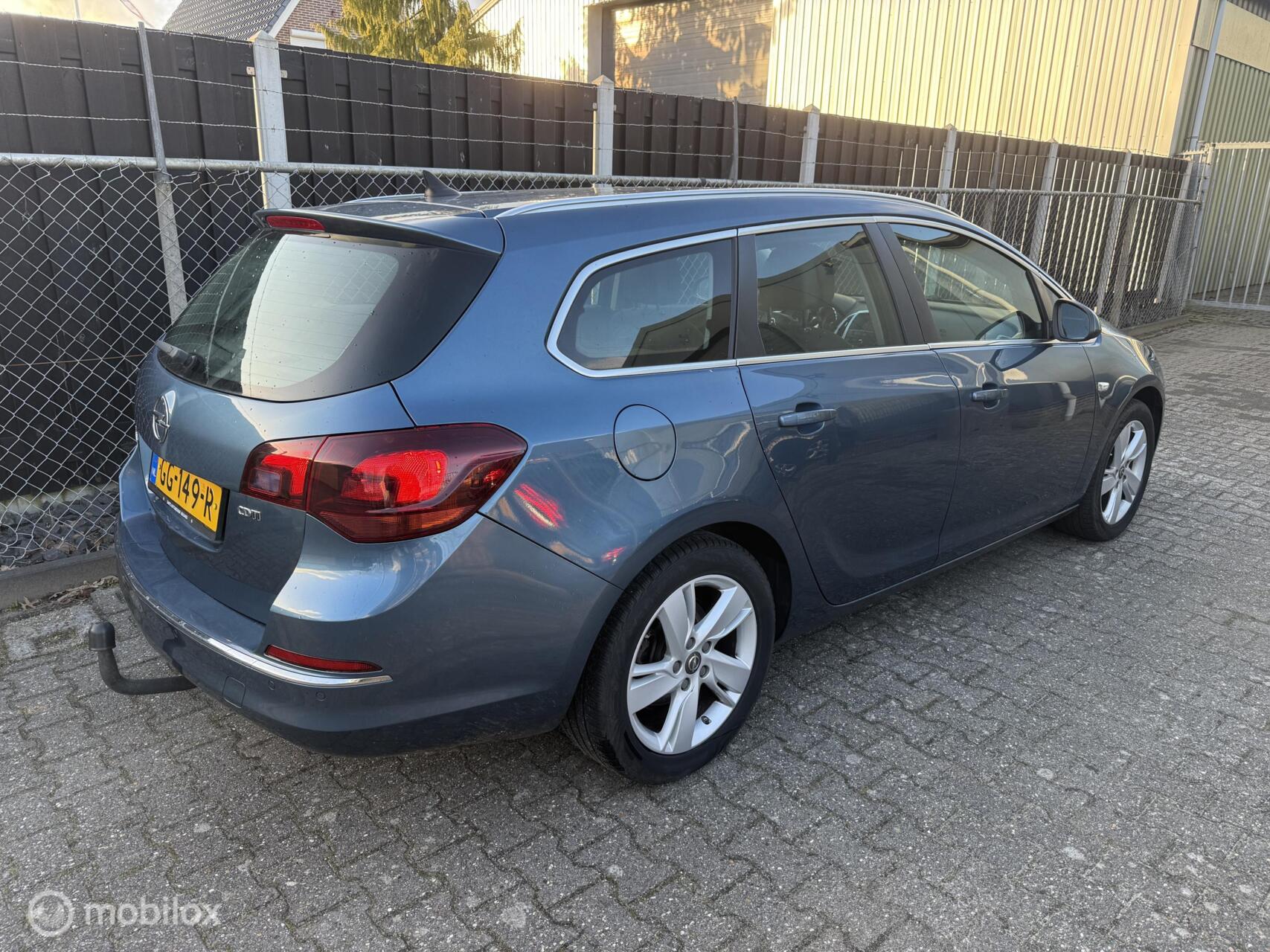 Foto van Opel Astra Sports Tourer