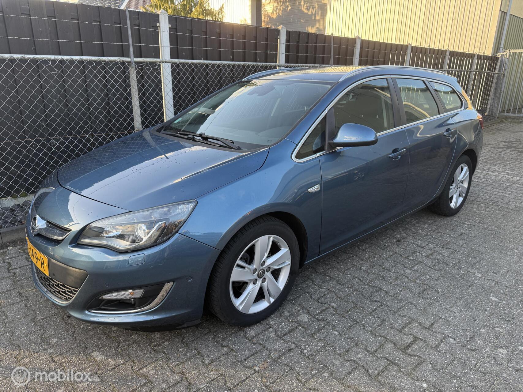 Foto van Opel Astra Sports Tourer