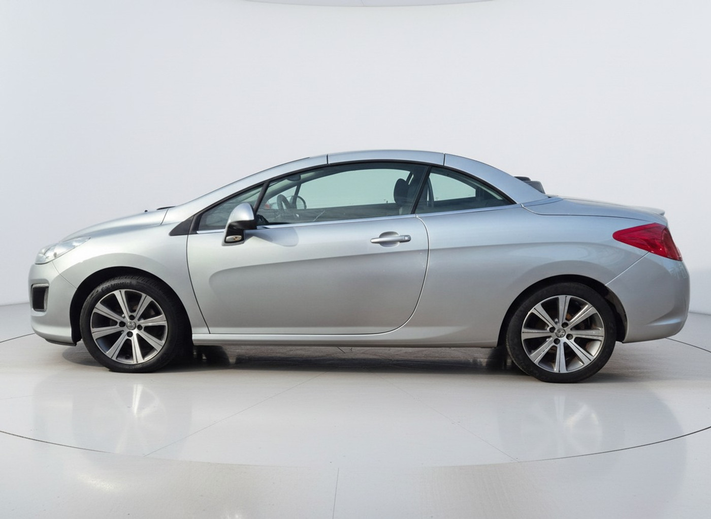 Peugeot 308 CC 1.6 VTi Sport Pack 2014 - voorkant